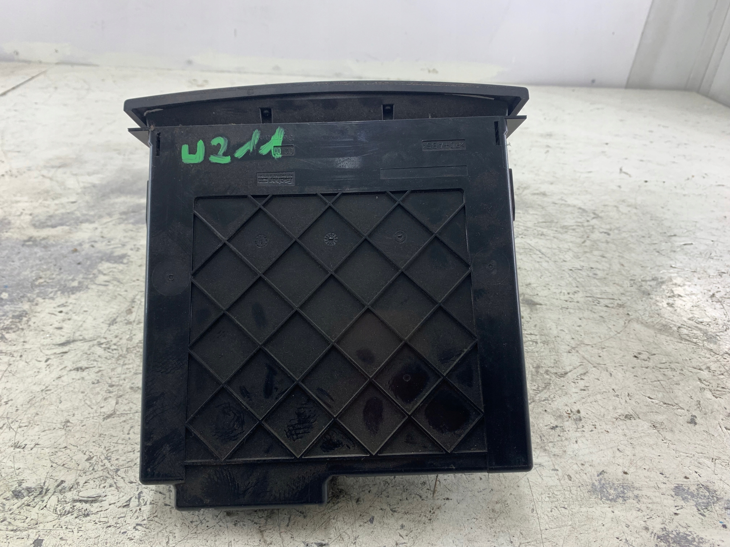 MERCEDES W211 PANEL leuchten des warnblickschalters handschuhfach DEKOR