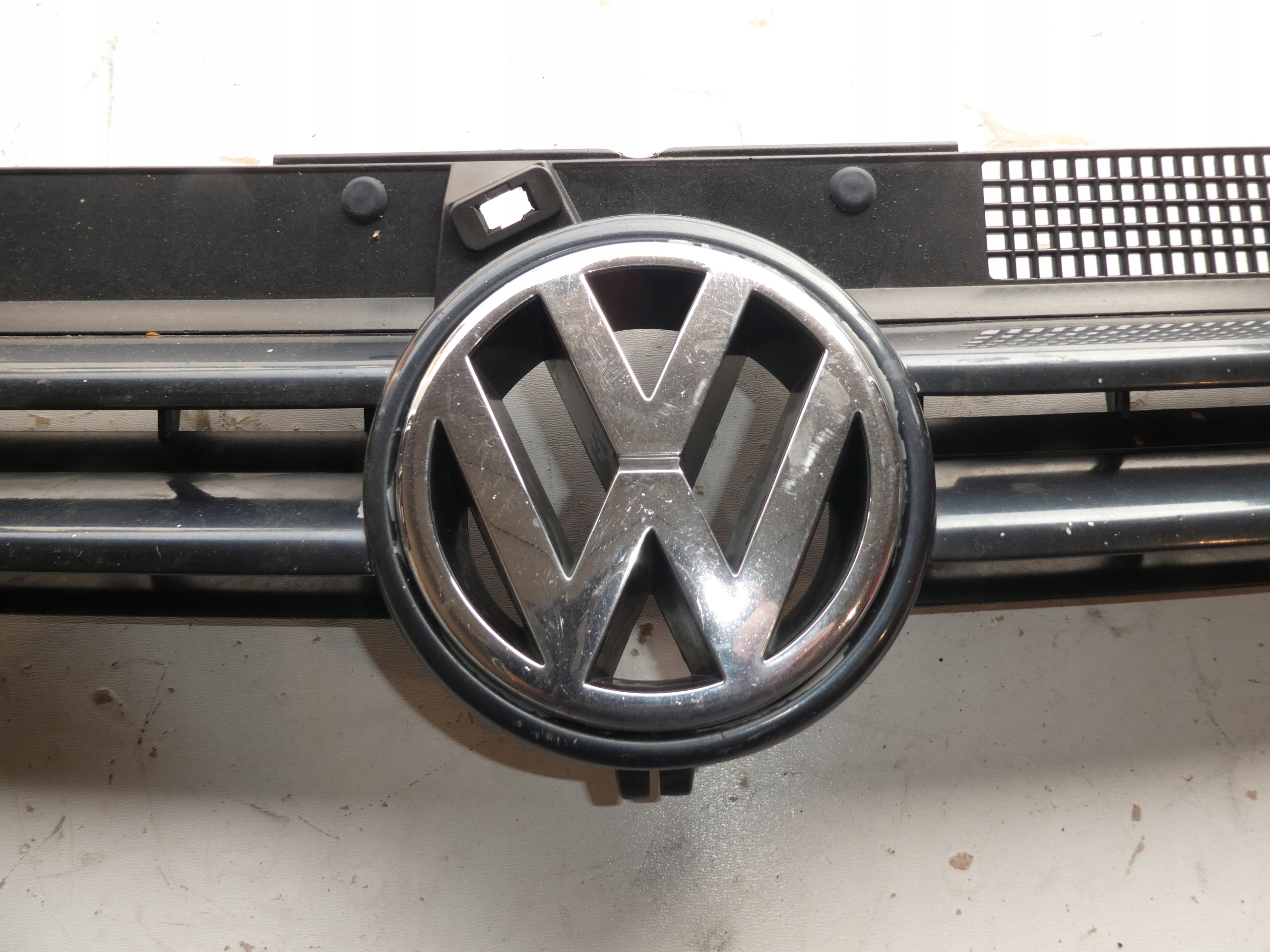 ORIGINAL GRILL GRILL VW GOLF IV 1J0853651G
