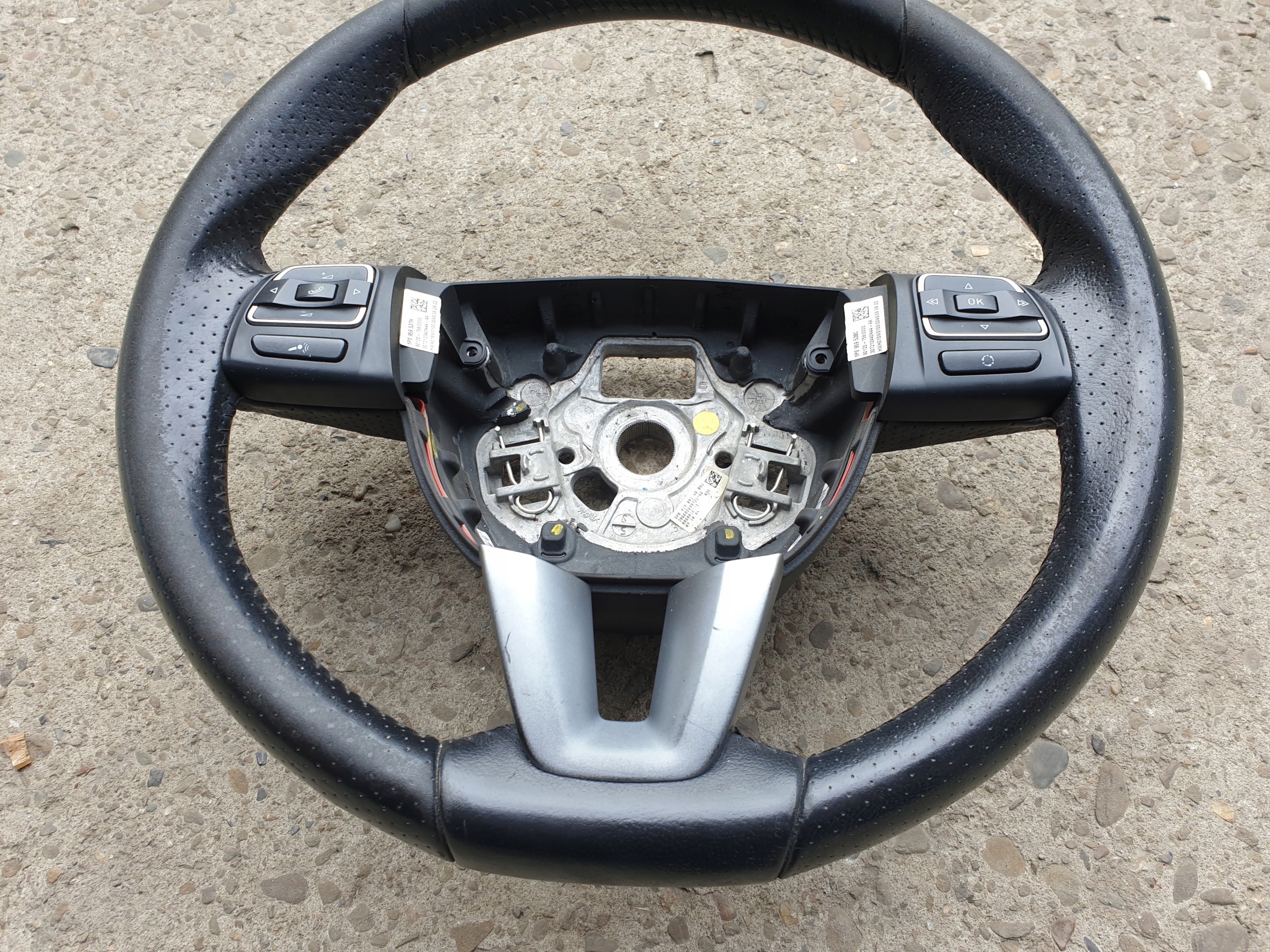 lenkrad SEAT LEON II 2009- 5P0419091AR