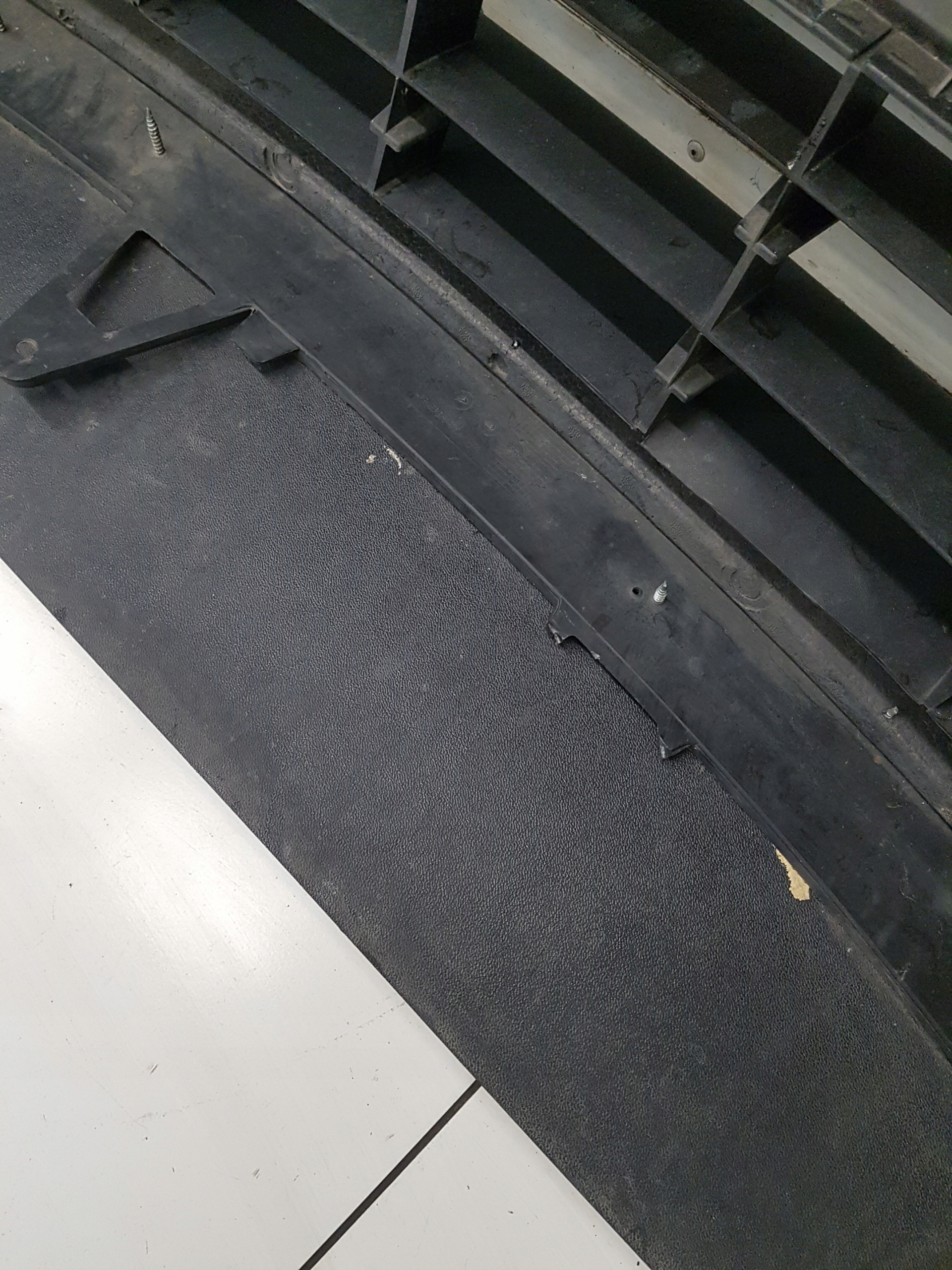 bumper front front VOLKSWAGEN TOURAN 1 Z accessories 1T0807221