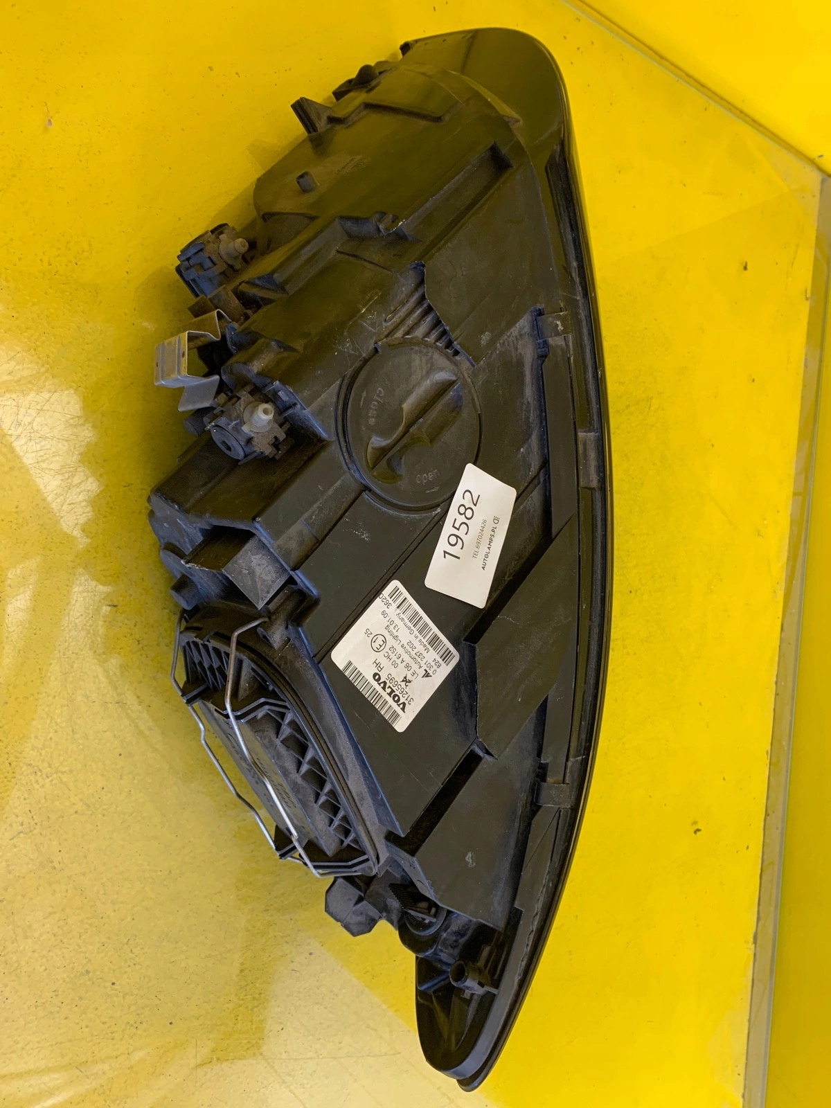 LIGHT RIGHT VOLVO S40 V50 LIFT 07-12 31265696