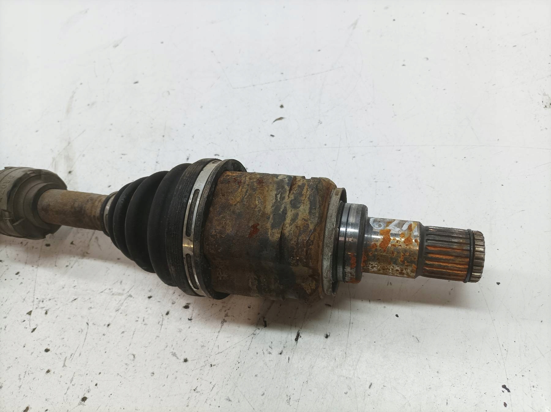semi-axis left front 2.0 D Toyota RAV4 IV (2012- )
