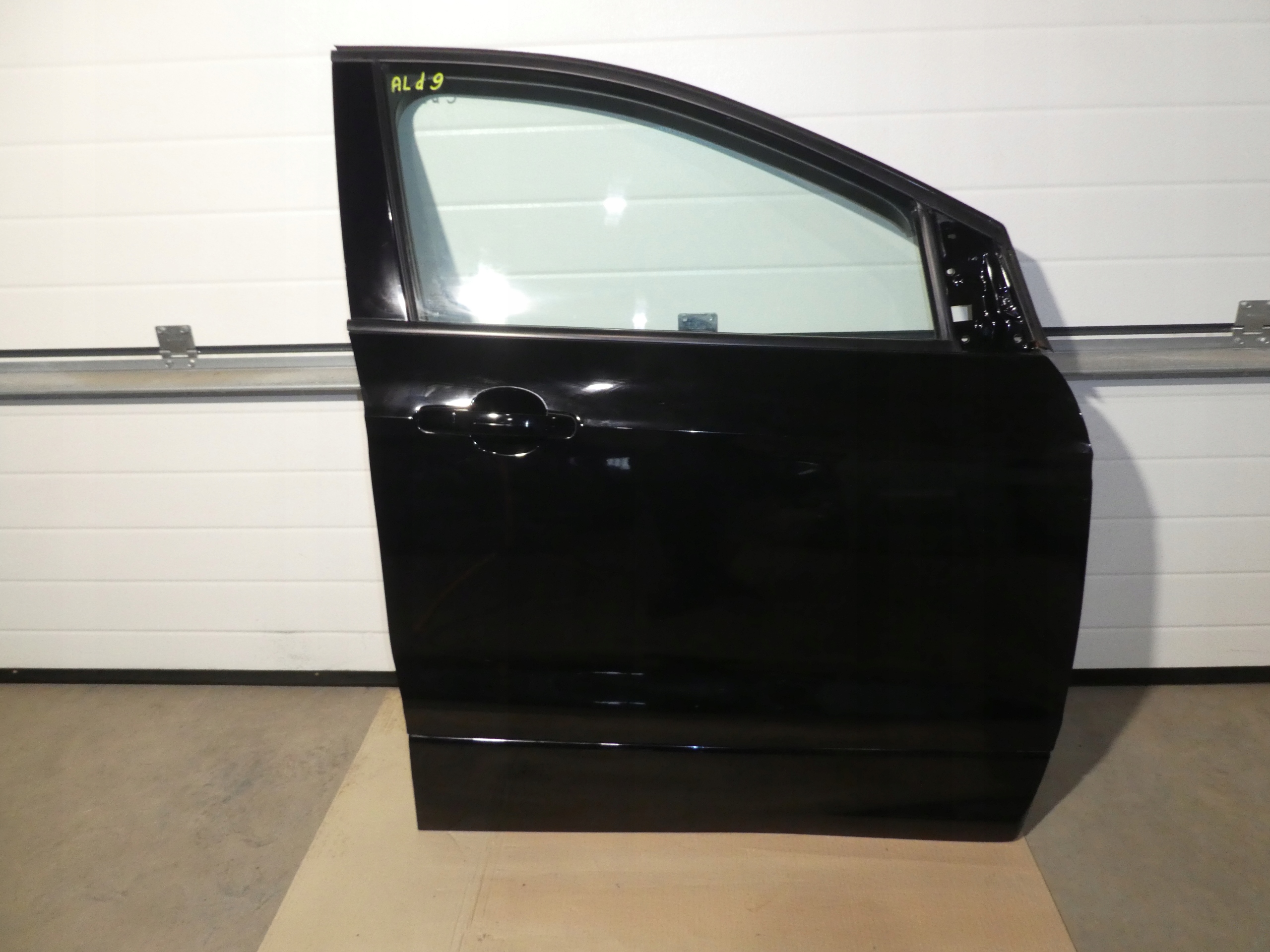 FORD KUGA II mk2 ST-line door right front complete black,