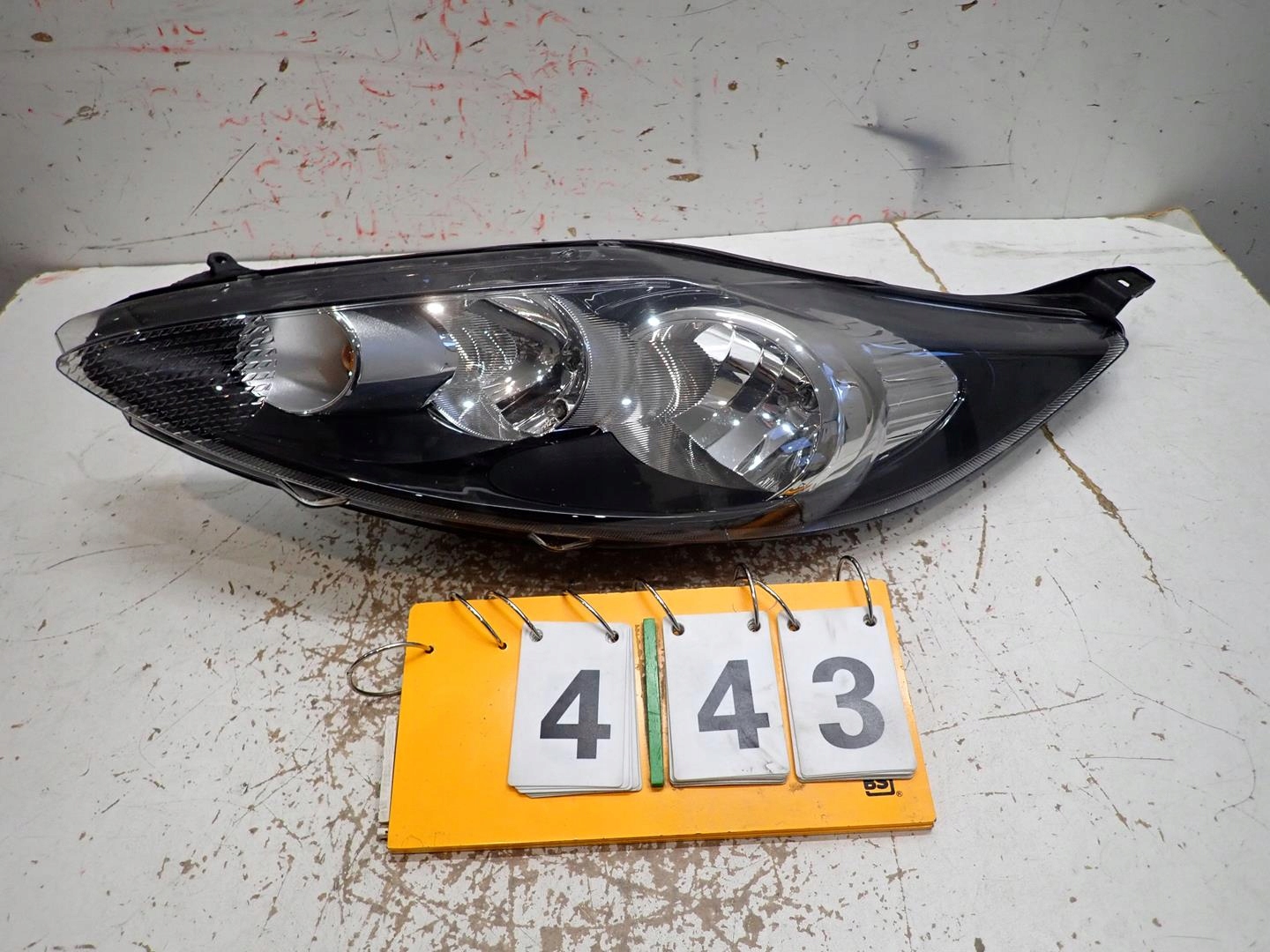 light front front left FORD FIESTA MK7 2008-2013
