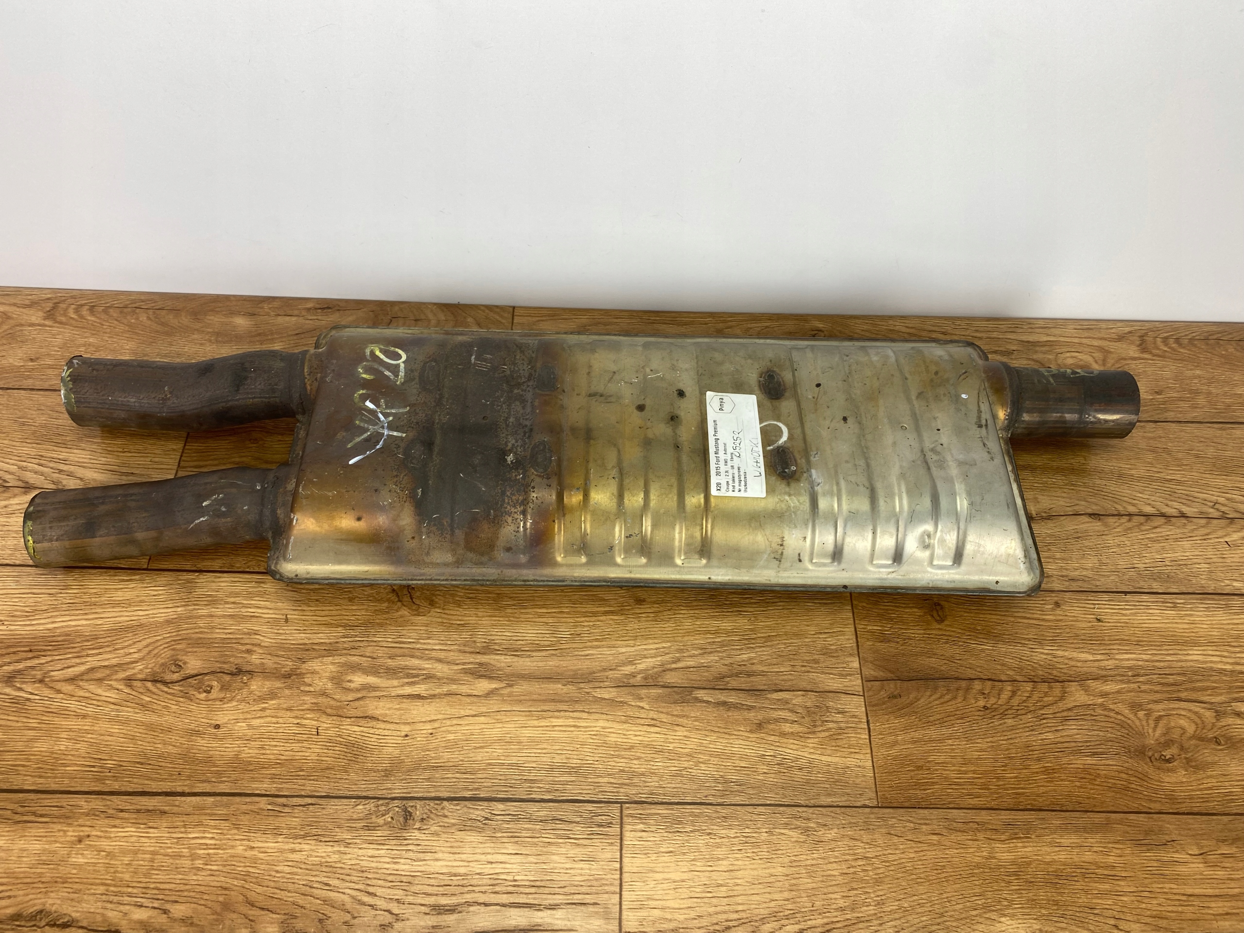 muffler, exhaust pipe Ford Mustang VI 2015+