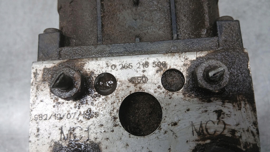 насос ABS mitsubishi Space Star I 1.3b 98-02R 0265216599