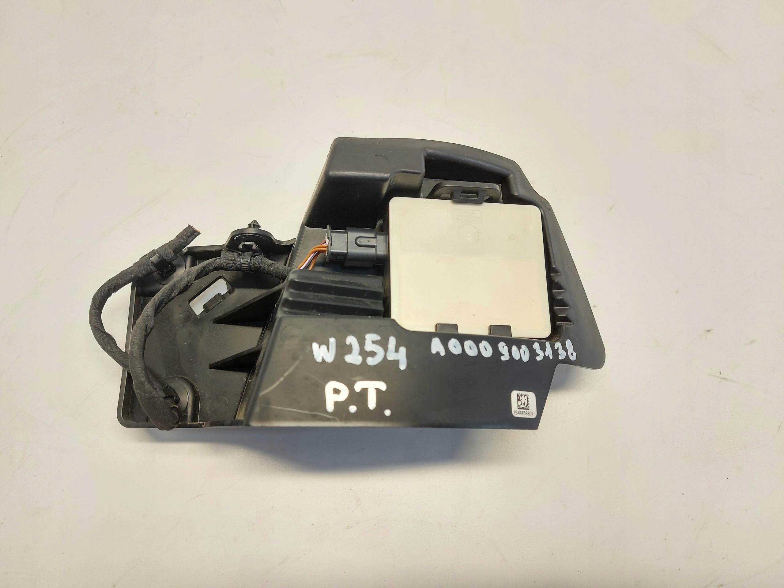 Mercedes W254 GLC 220d RADAR sensor right rear part A0009003138