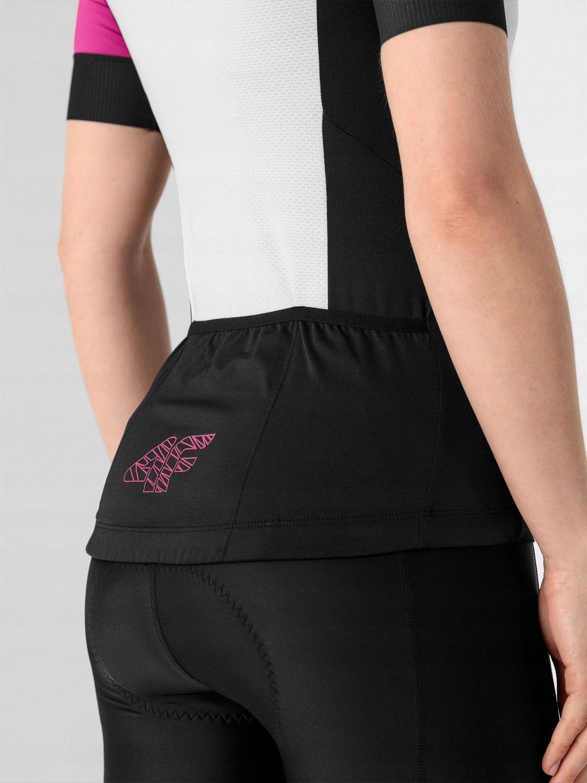 DAMSKA KOSZULKA ROWEROWA 4F KOLARSKA L21-RKD002 Rodzaj Inny