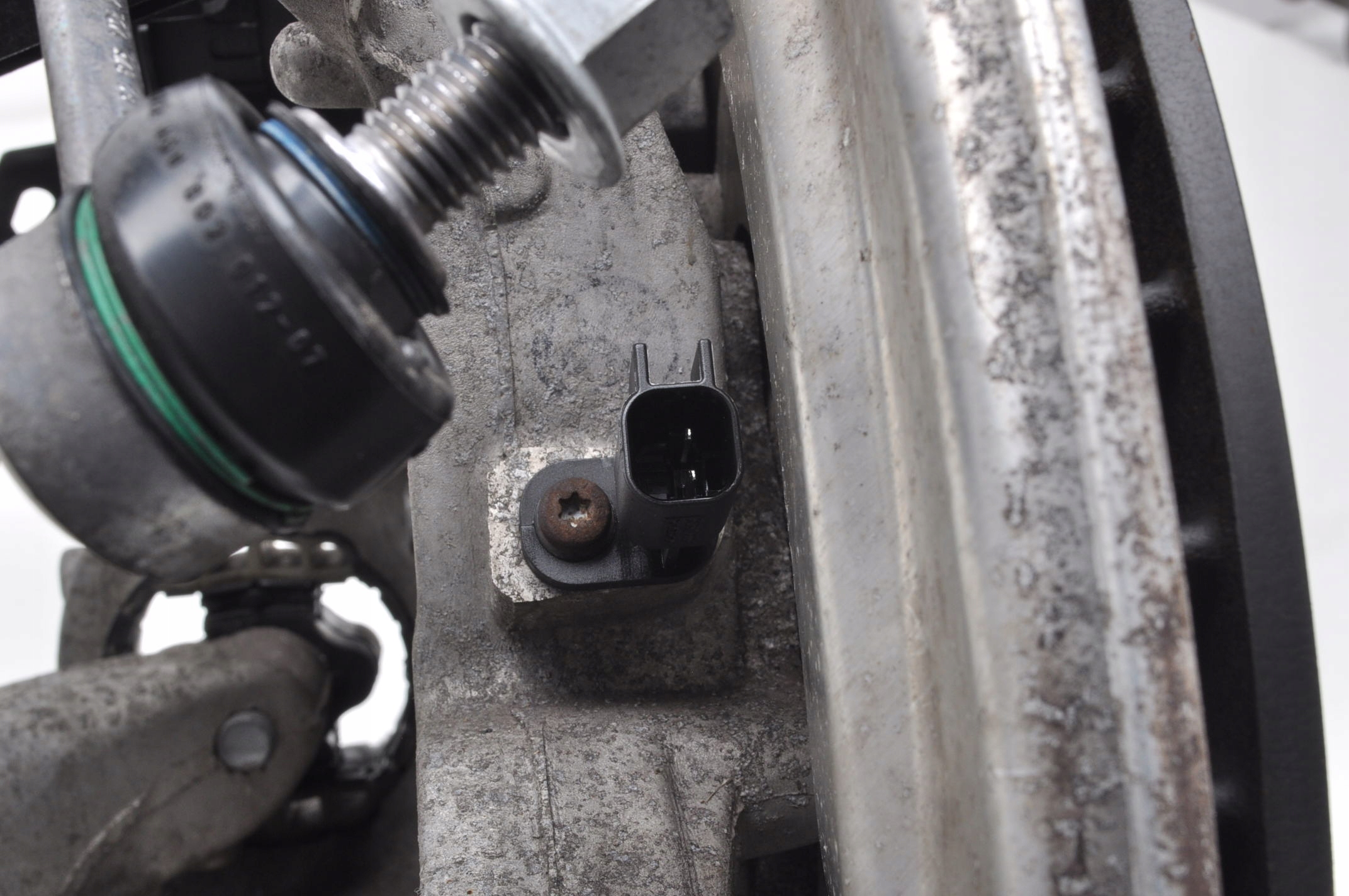 VOLVO XC60 II XC90 ZAWIESZENIE TYŁ TYLNE LEWA STRONA ZWROTNICA WAHACZ Jakość części (zgodnie z GVO) O - oryginał z logo producenta pojazdu (OE)