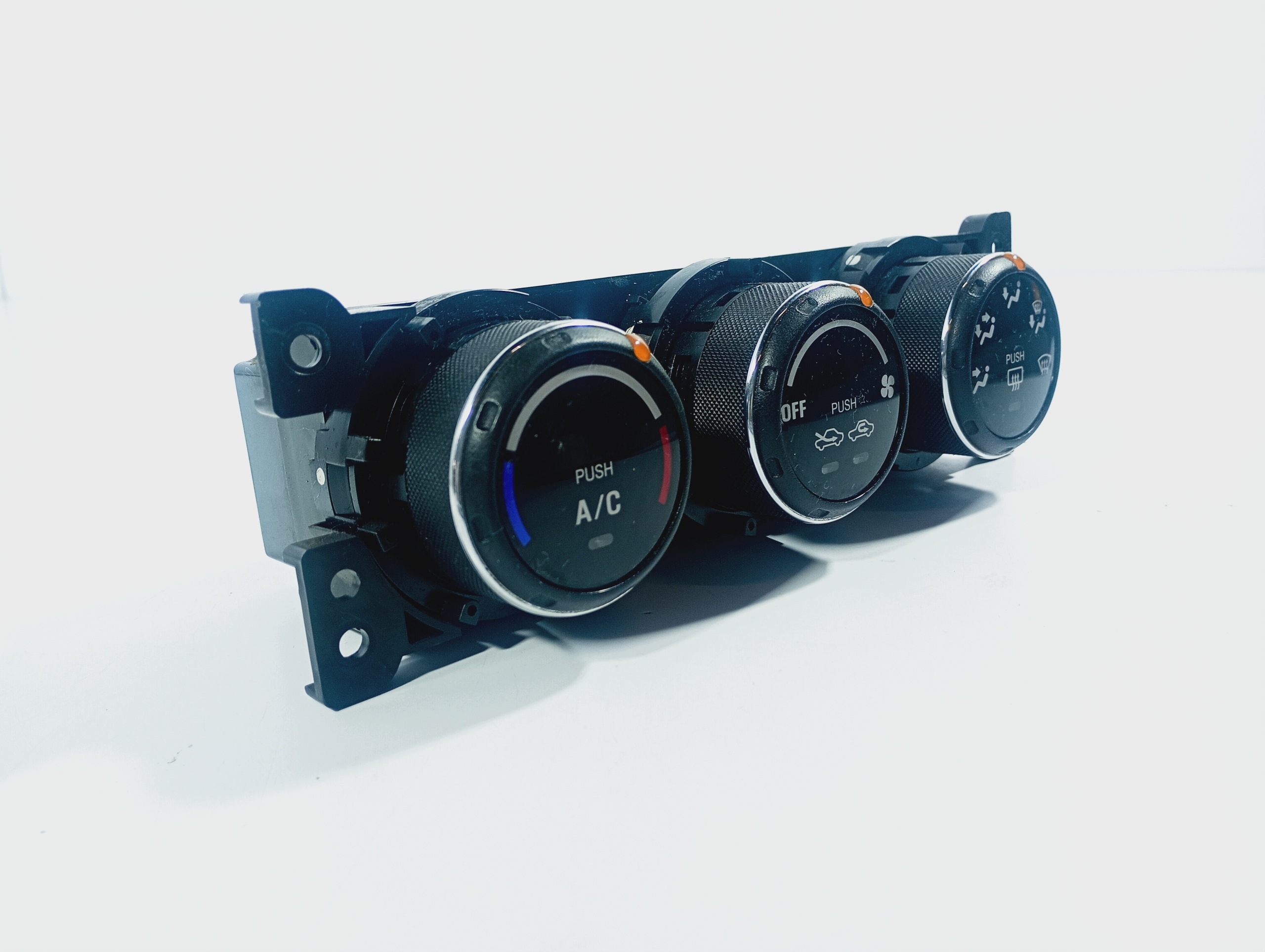 switch switch air conditioning control panel OE 3951059J10 Suzuki Liana 02-07