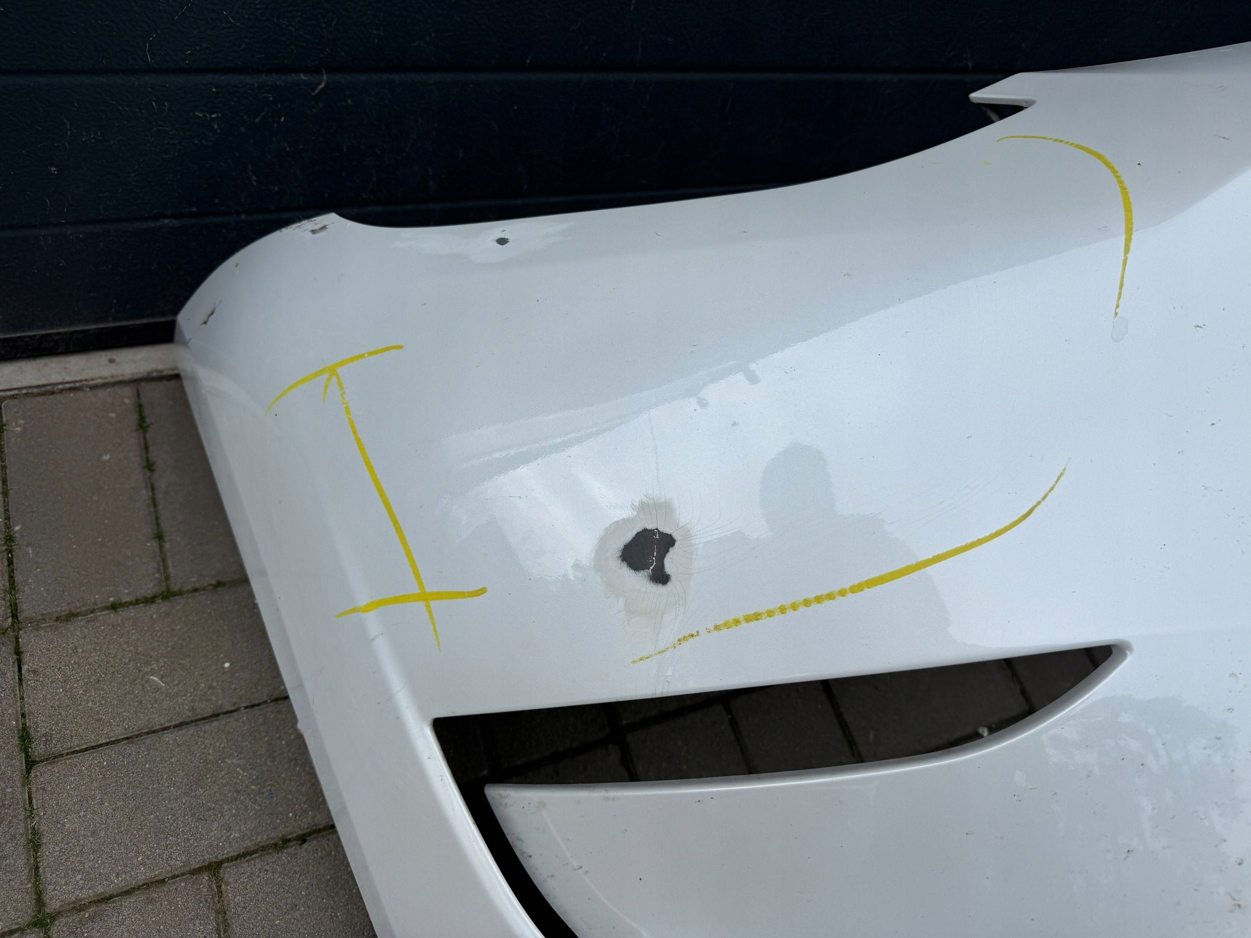 Tesla Model Y 20- bumper front front