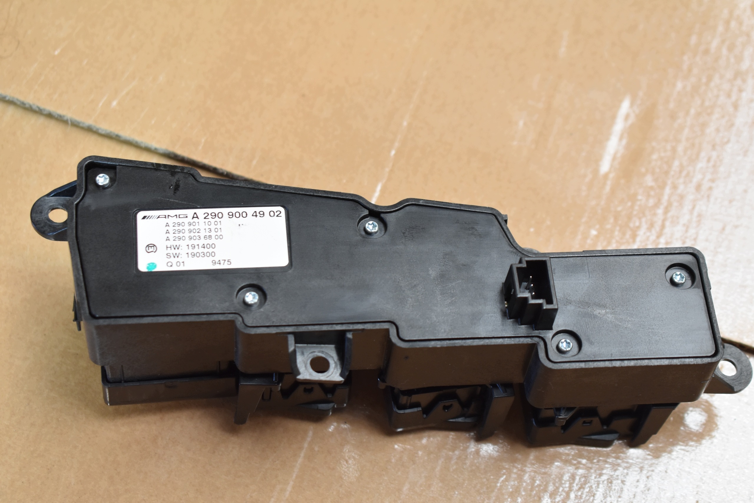 IDEALNY control panel consoles left AMG MERCEDES GT X290 1