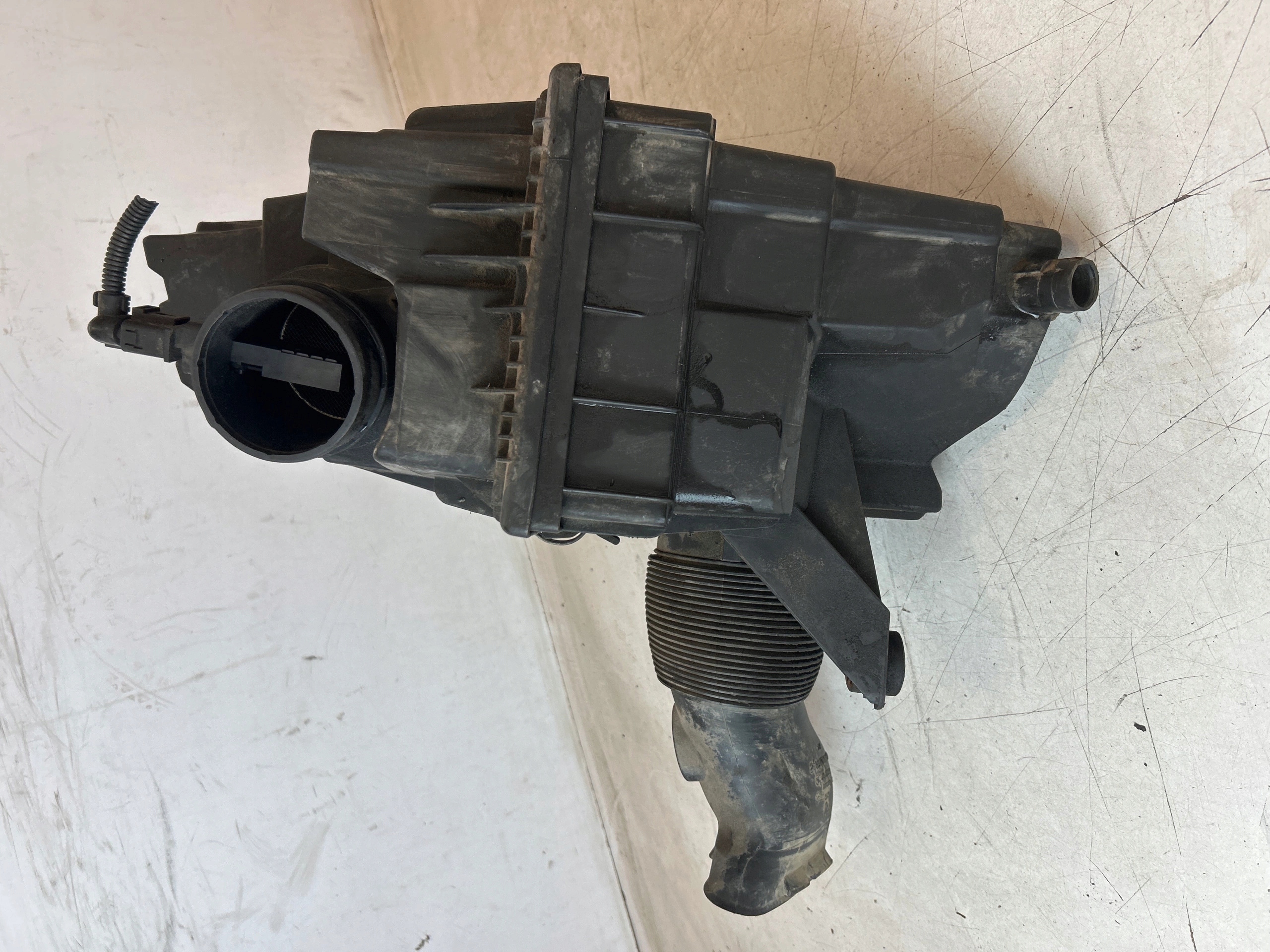 Gehäuse filter luft Volkswagen T5 2.5 TDI