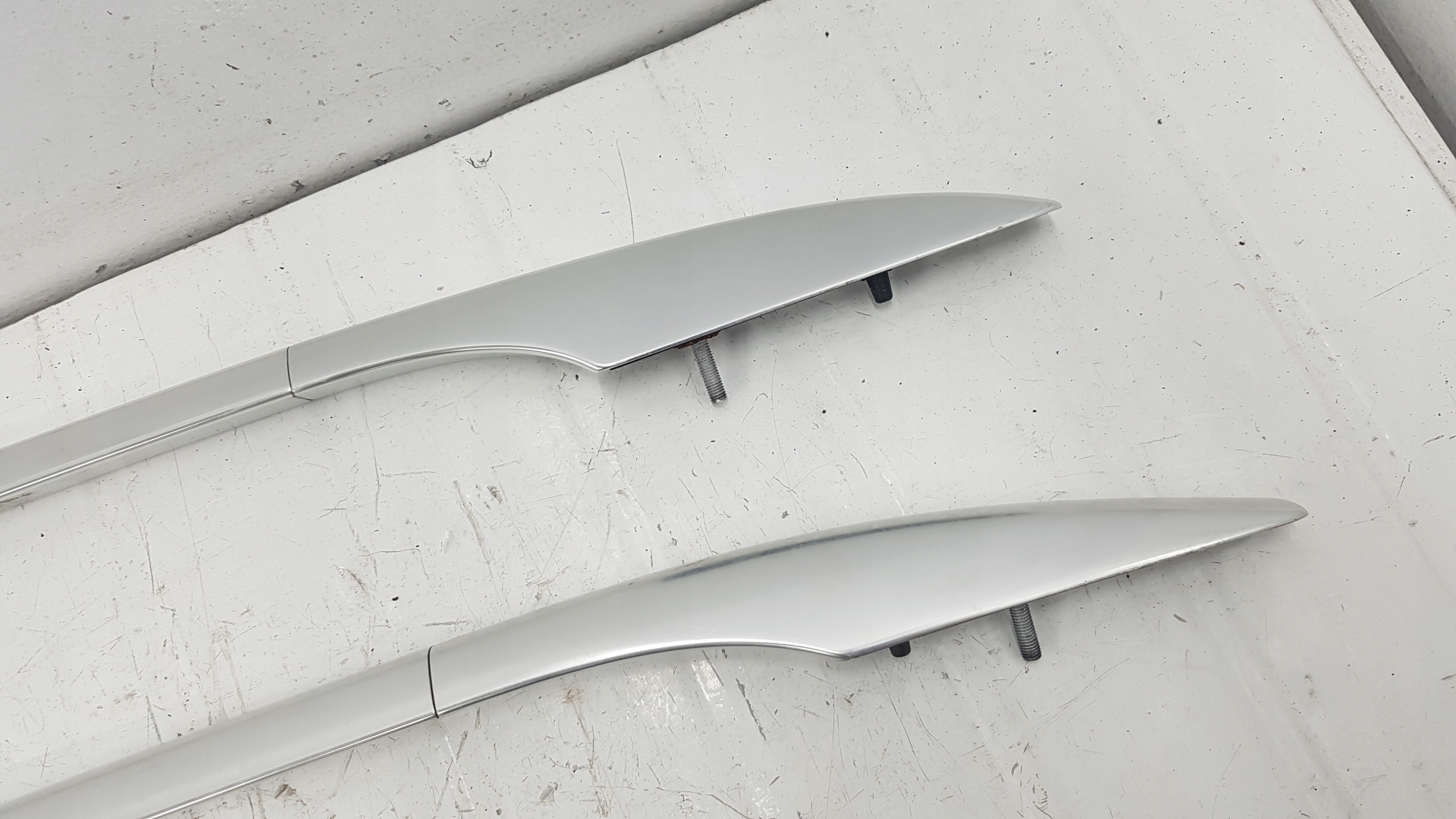 VW PASSAT B6 05 RELINGI DACHOWE KOMBI CHROM Car type Passenger cars