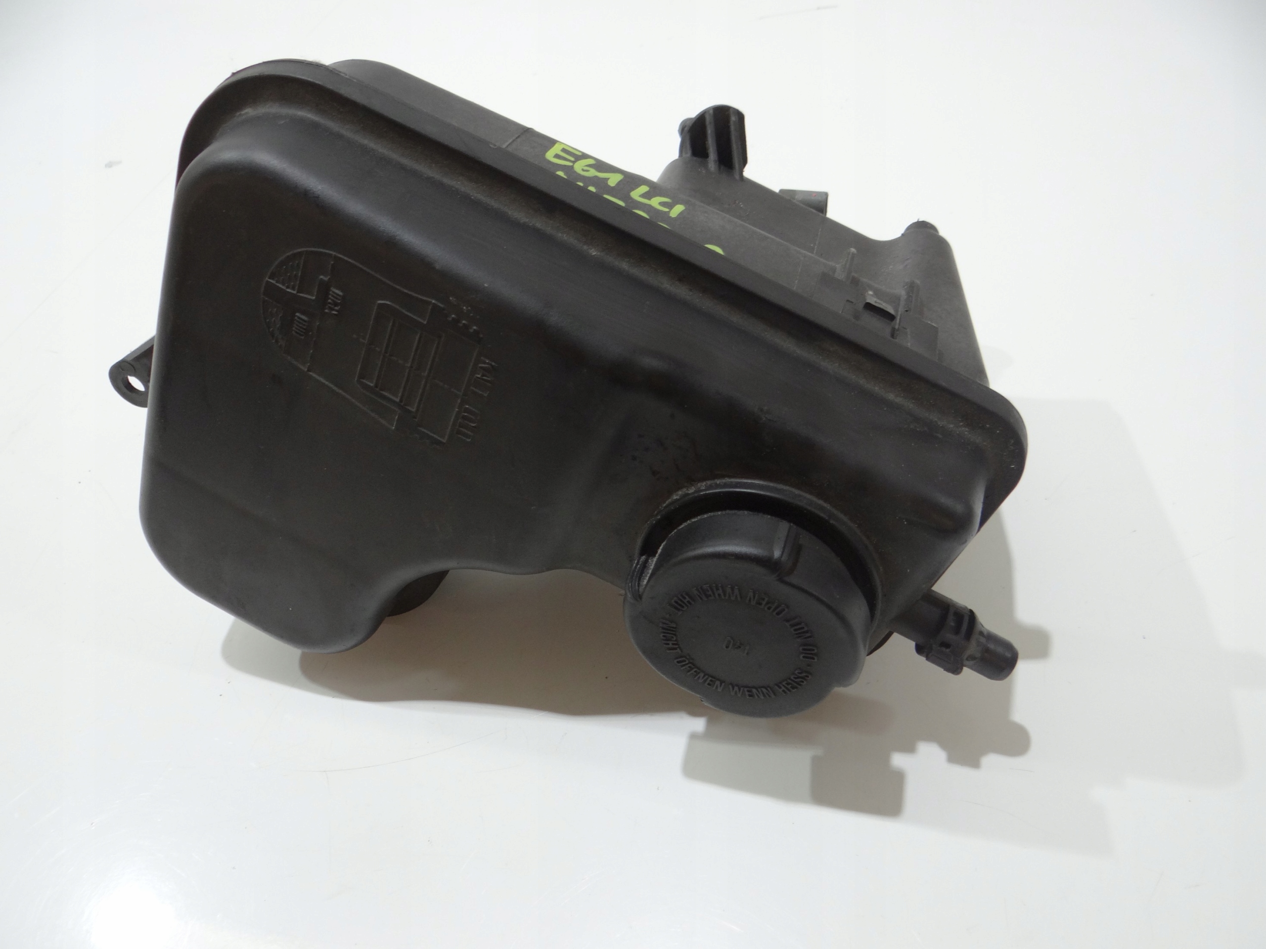Réservoir eau BMW E60 E61 LCI 2.0D 7800293 (4570968)