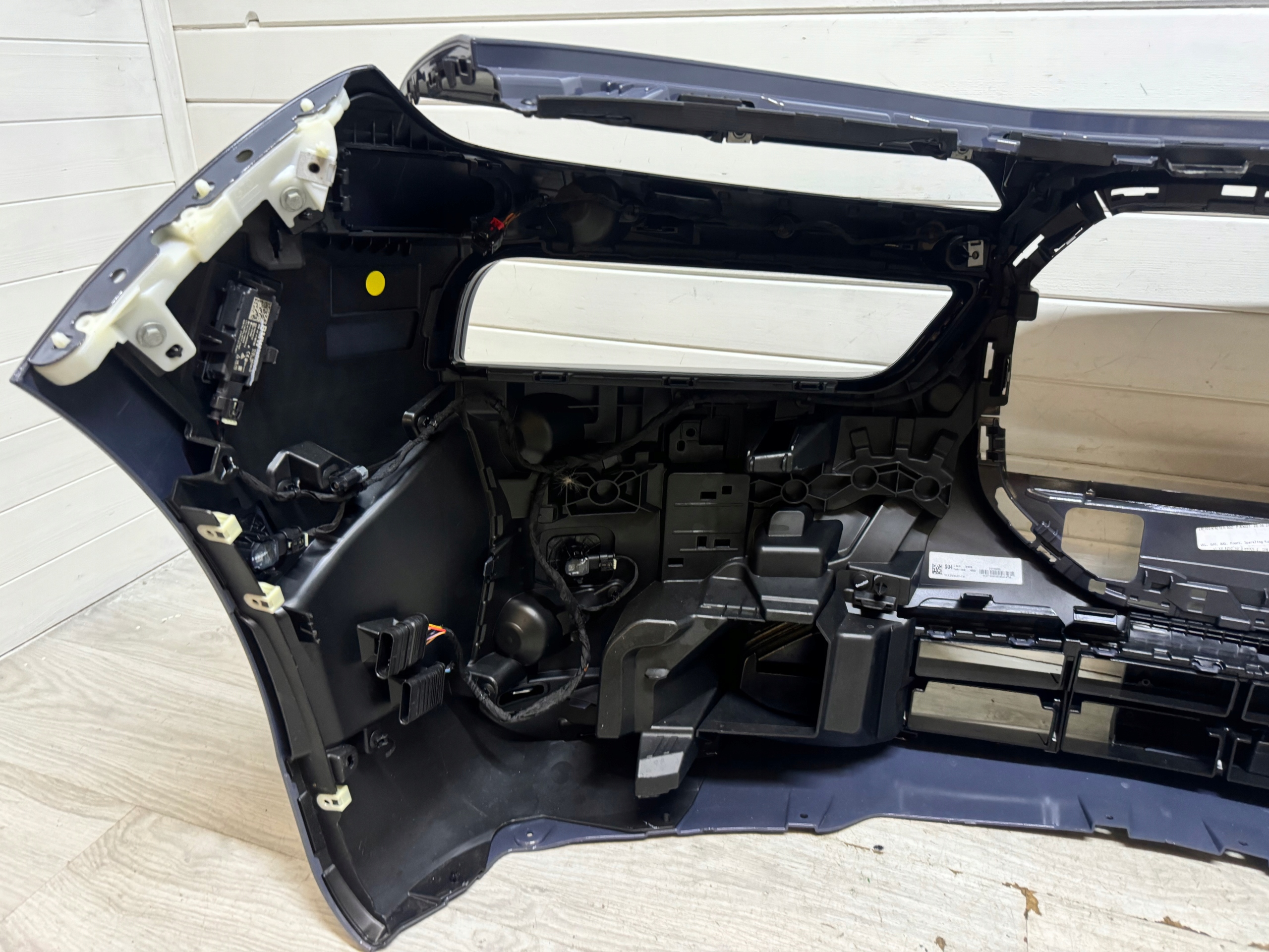 BMW 7 G70 Frontstoßstange vorne komplet CHROM