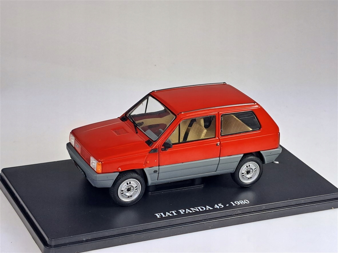Atlas Fiat Panda 45 1980 Red/grey 1:24