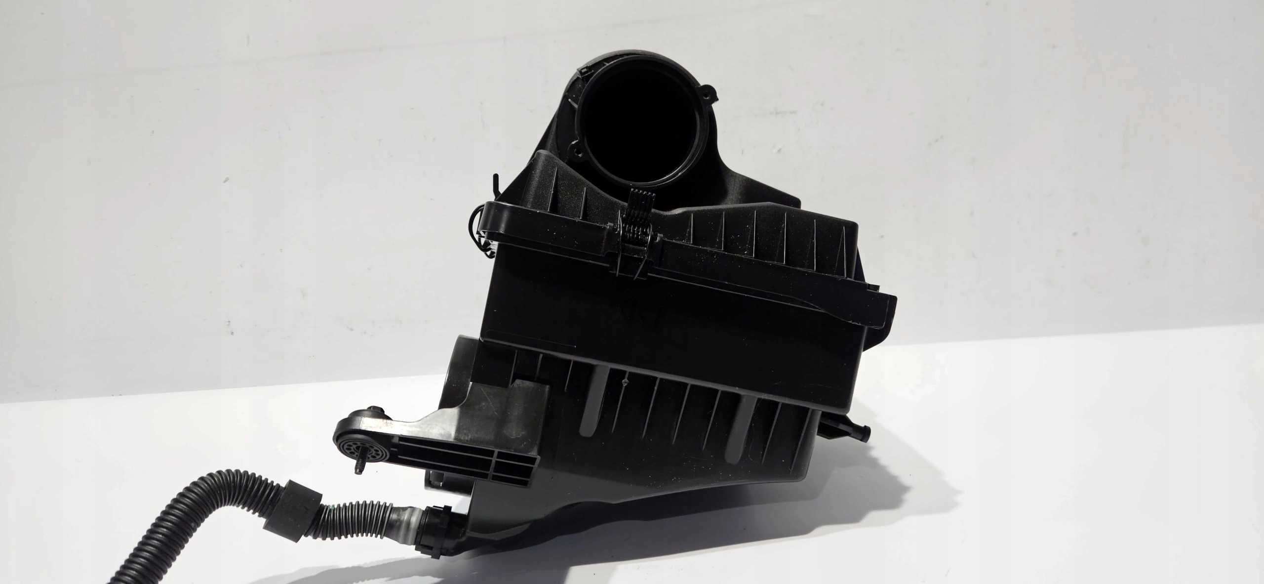 Gehäuse filter luft VW CRAFTER II 7C0 2.0 TDI Original 2N0129601