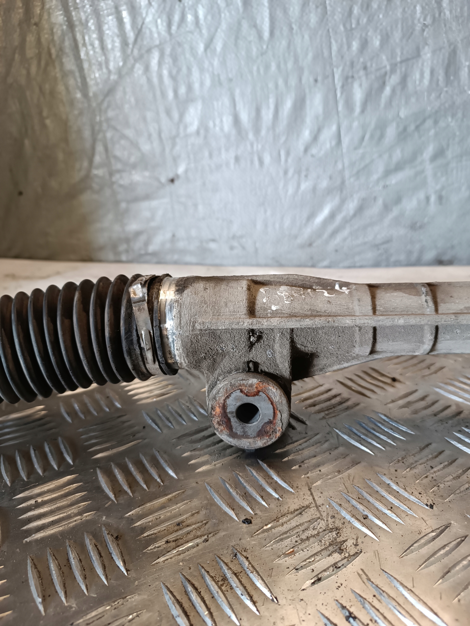 Boîter direction Boîter direction TOYOTA AYGO 1.4D 2005r