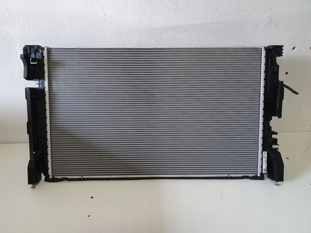 water cooler BMW G11 G30 original 2799055