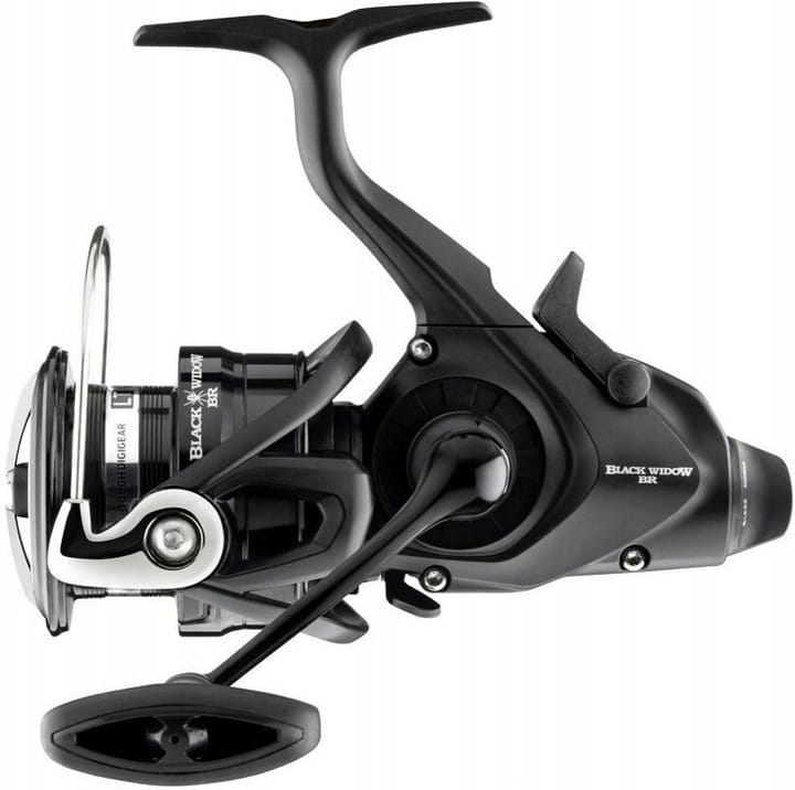 Naviják Daiwa Black Widow Br Lt 4000-C
