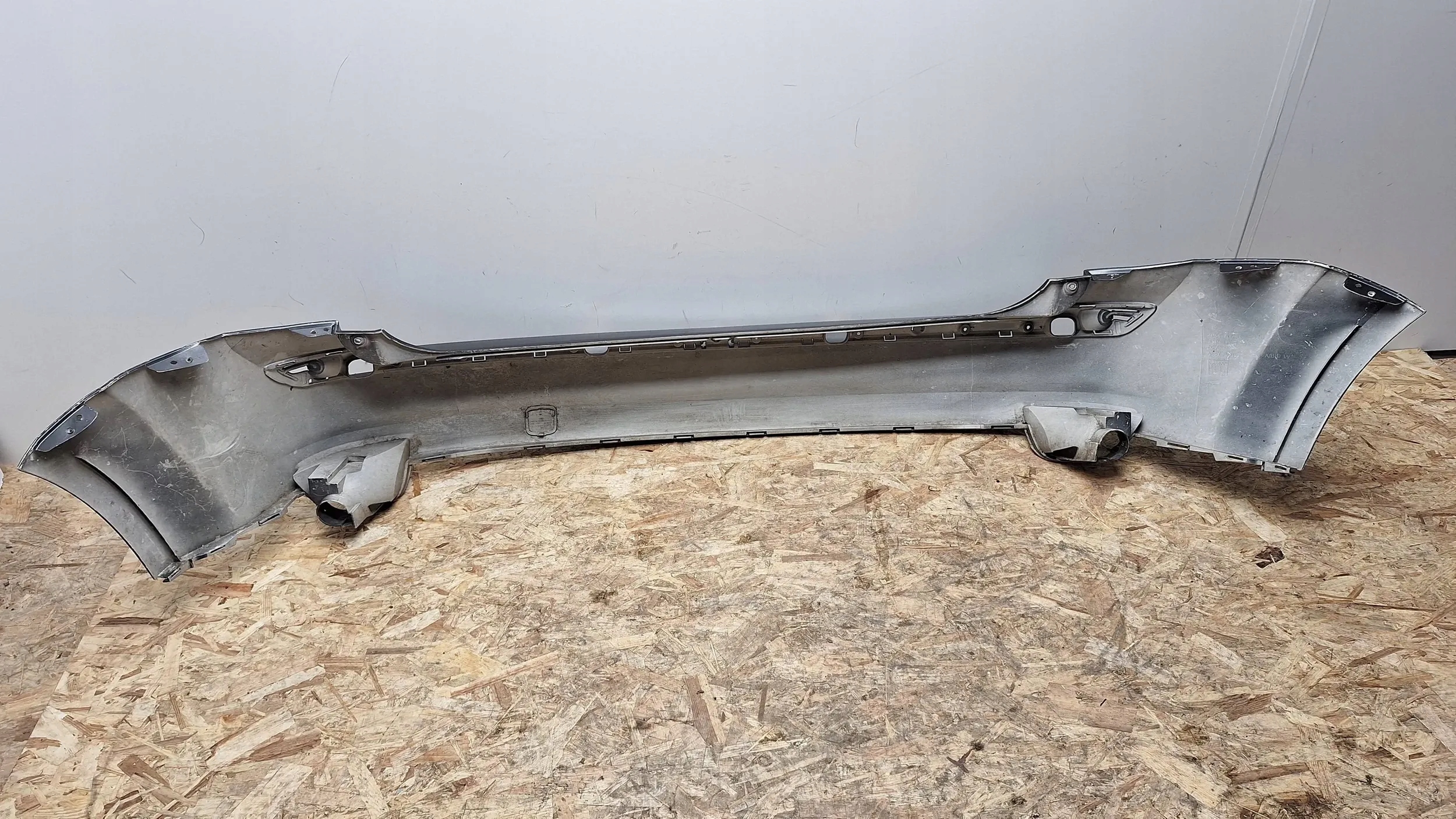 bumper rear part 4M51A17906 Ford Focus MK2 04-08