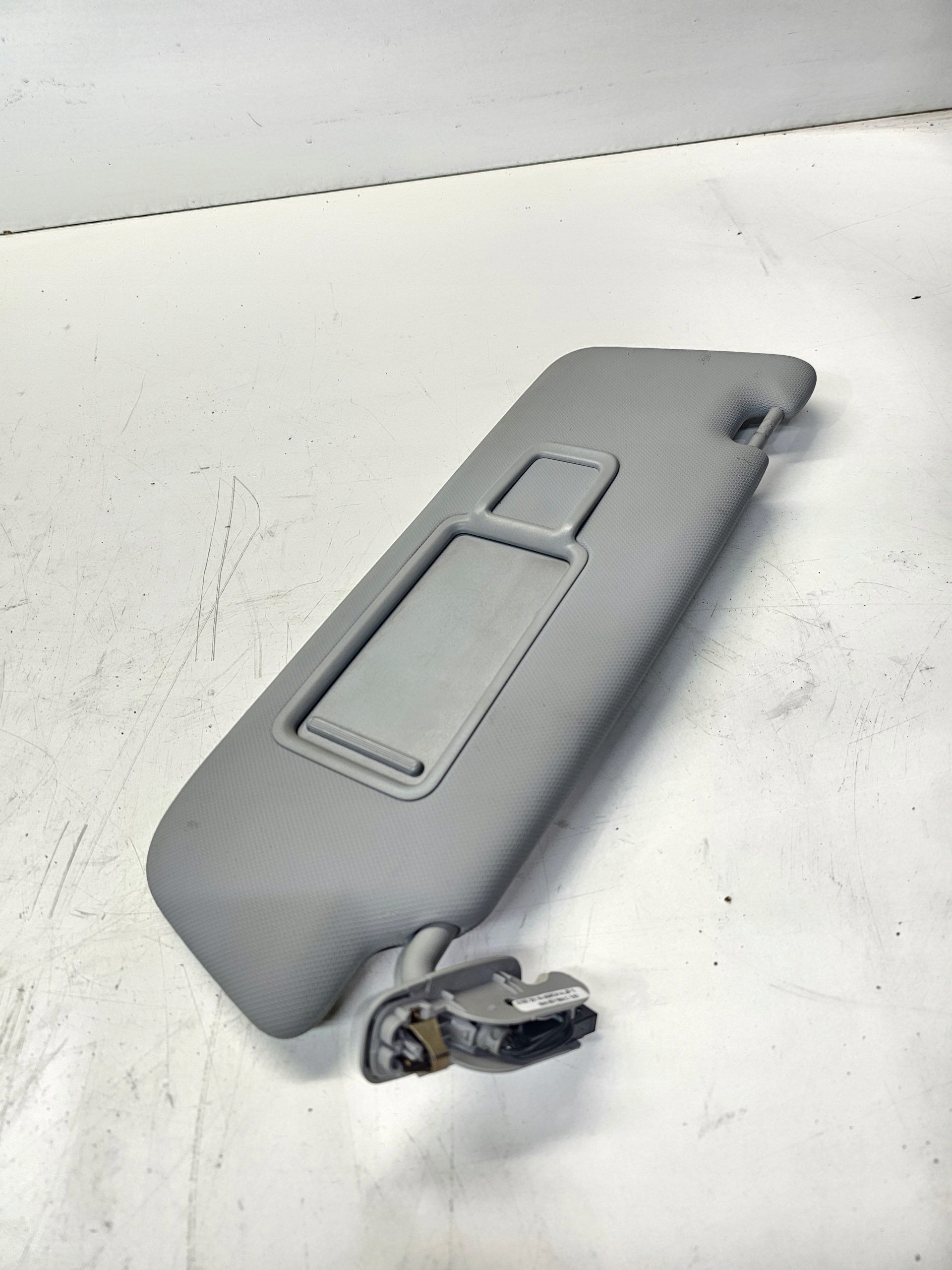 Blende Abdeckung PRZECIWSLONECZNA AUDI A4 B8 A5 8U0857552C EA7
