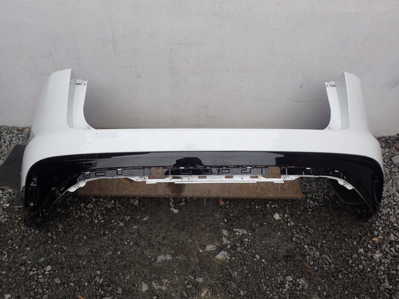 bumper rear part rear JAGUAR F PACE X761 DYNAMIC LIFT