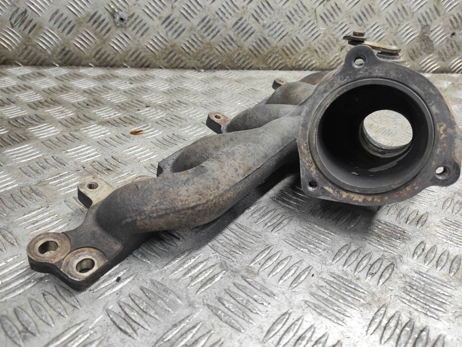 Collettore scarico usato VOLVO V50 e