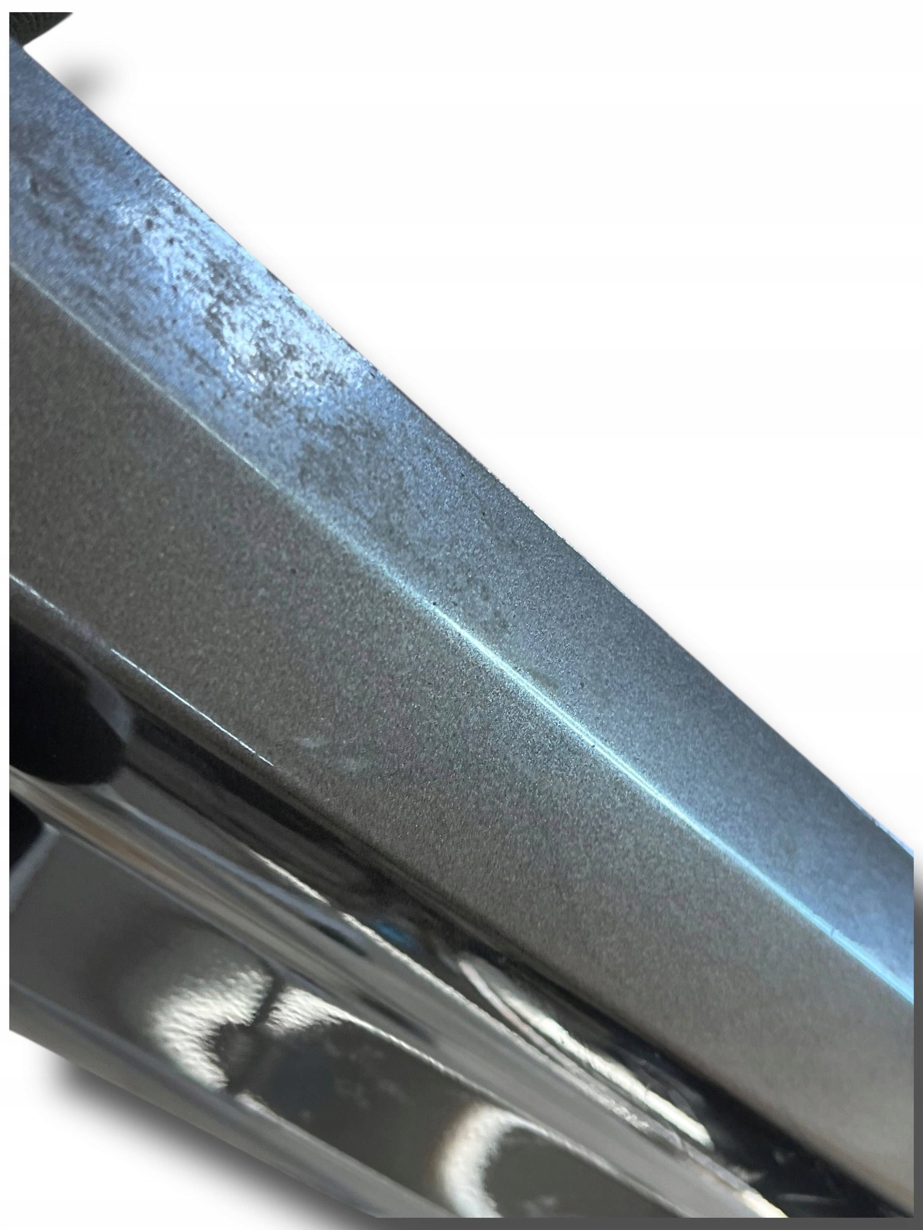 moulding lower door front Audi Q2 81A853960B !J