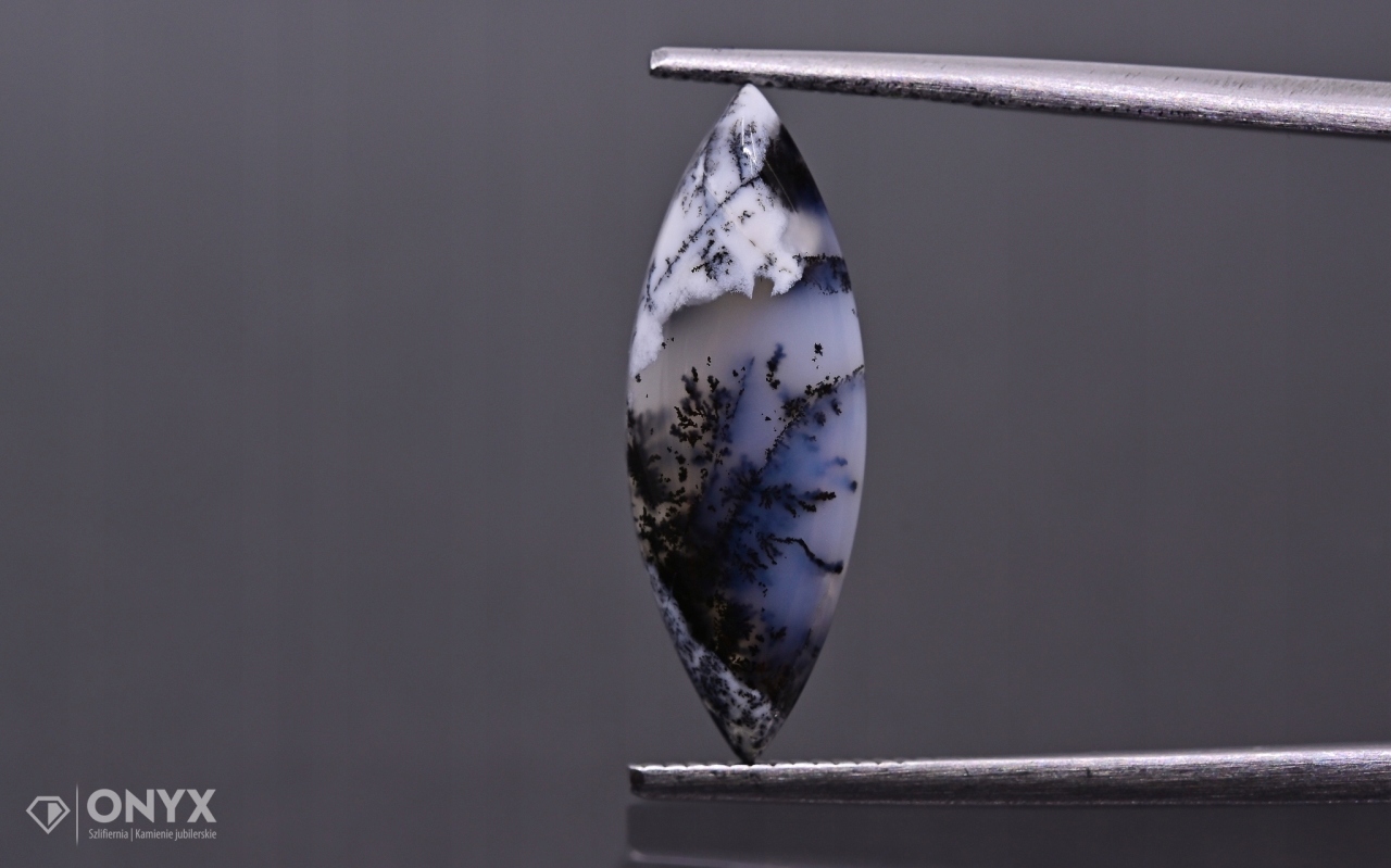 Dendritový achát z Turecka kabošon markýza 19,5x7 m