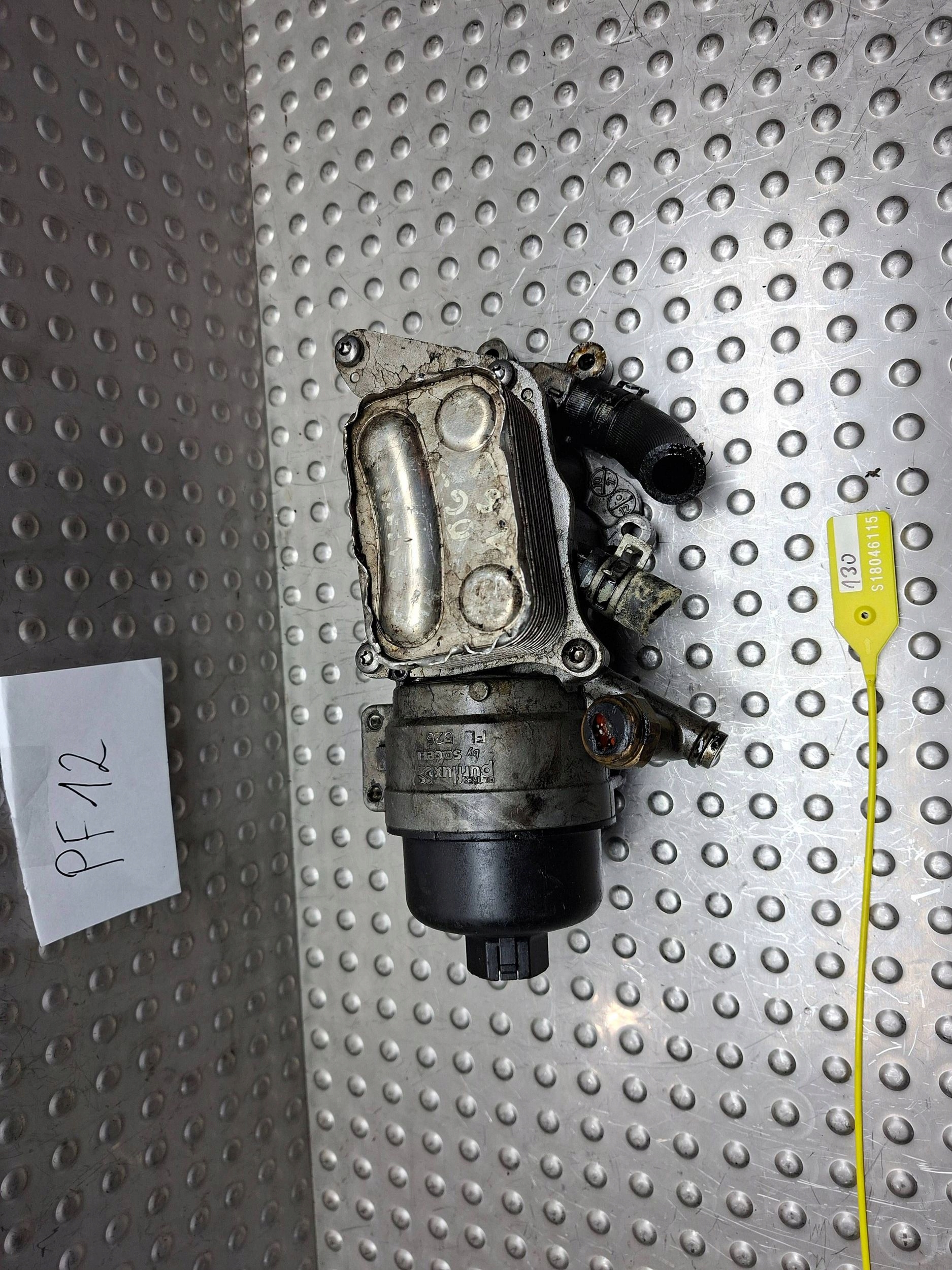 Ölfiltergehäuse MINI COOPER R56 R57 06- 1.6i