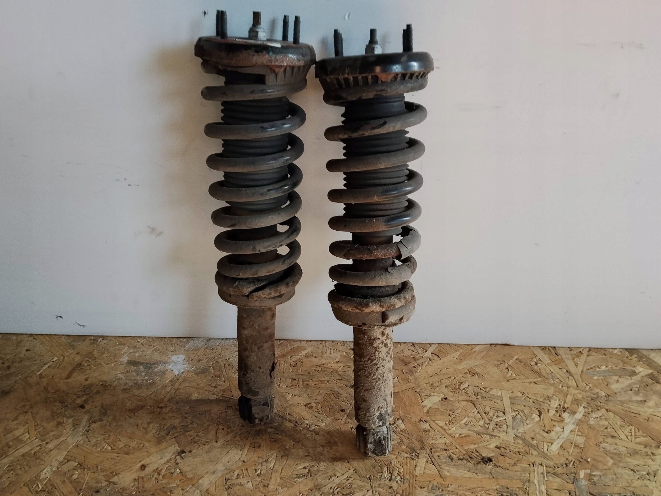 shock absorber rear Jaguar XF X250 2007-2015 komplet
