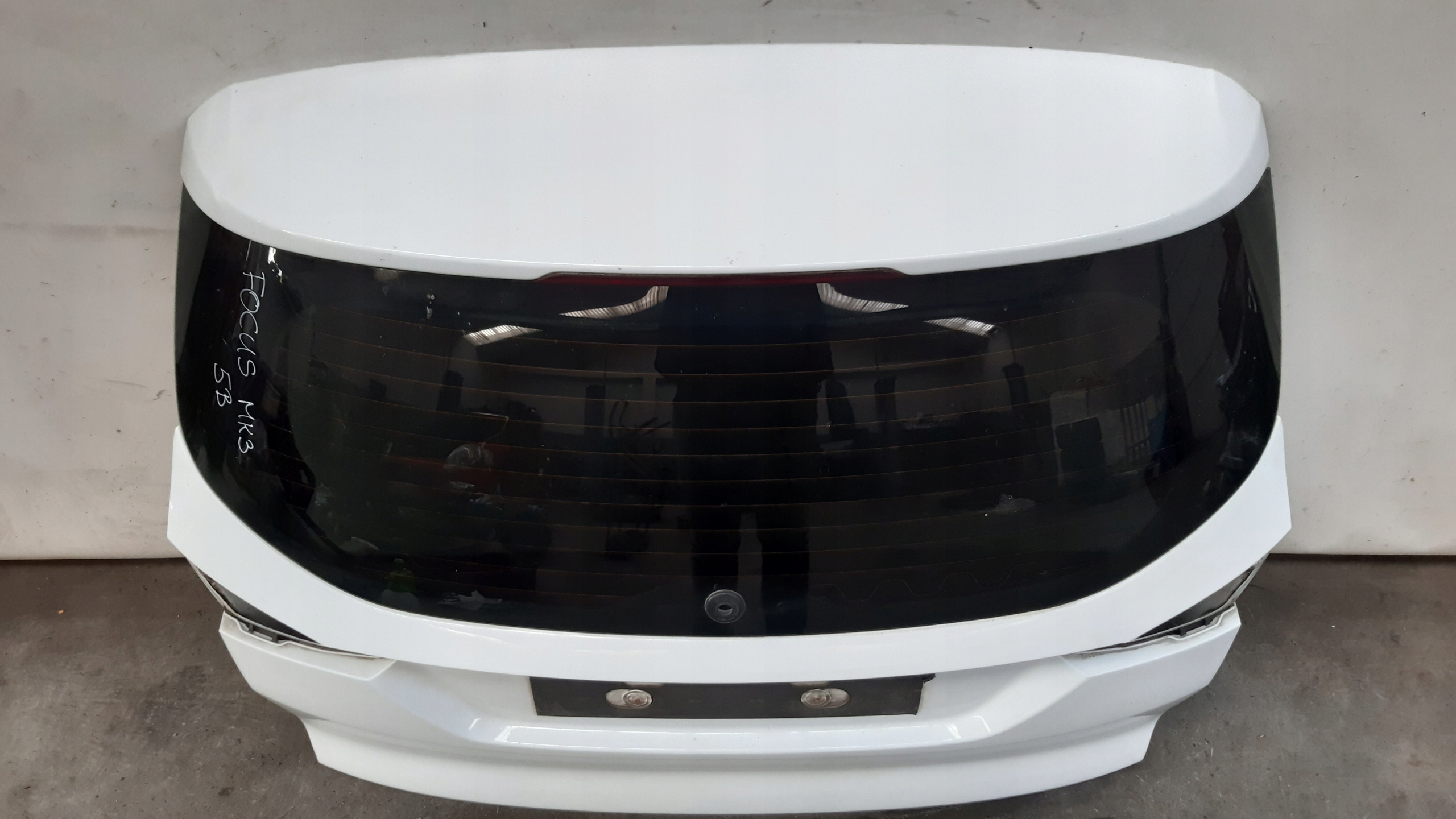 trunk door boot 5B Ford Focus MK3