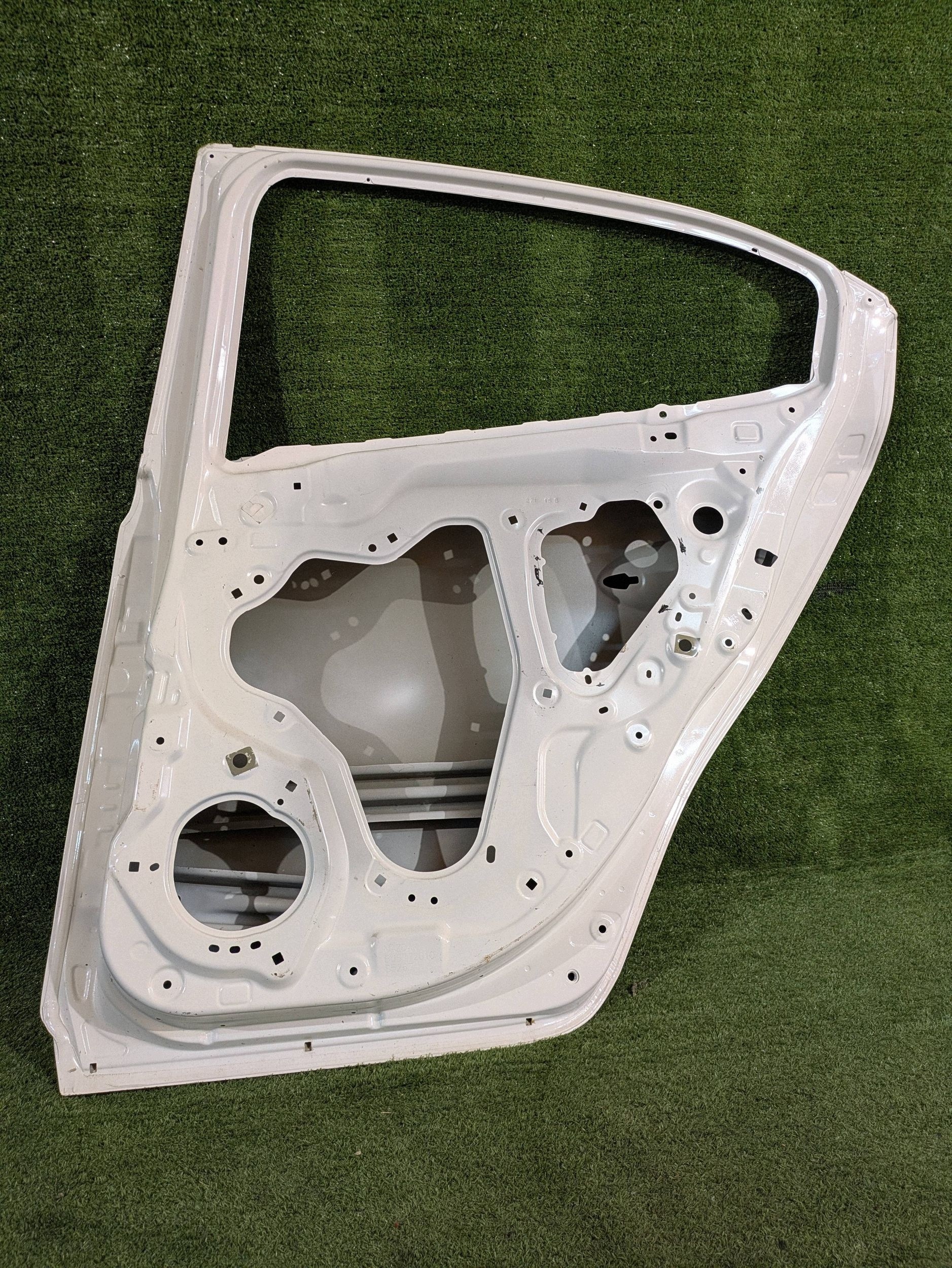 door rear. right MAZDA 3 HB 13- NR.4932
