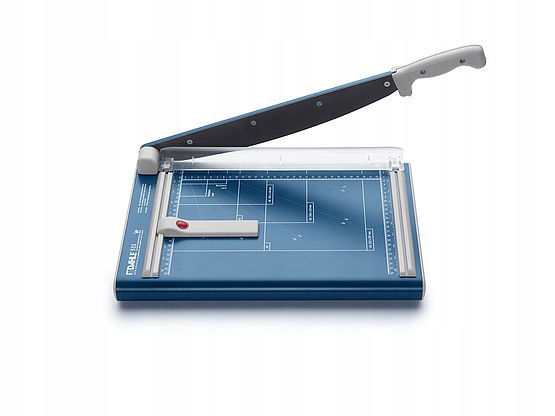 

Gilotyna Dahle 533 A4 tnie 15 kartek dł cięć 340mm