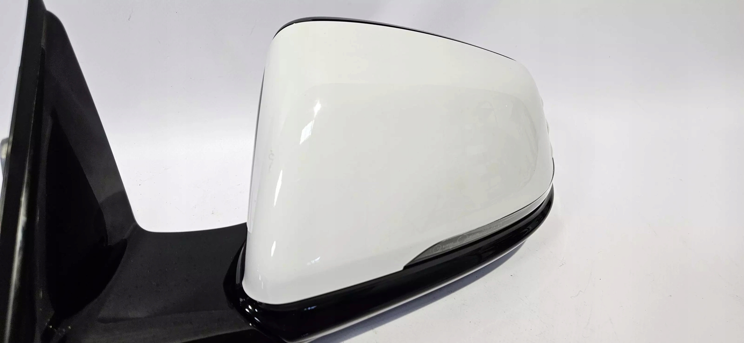 mirror left BMW 1 F40 2019- m-packet 8 PIN EU