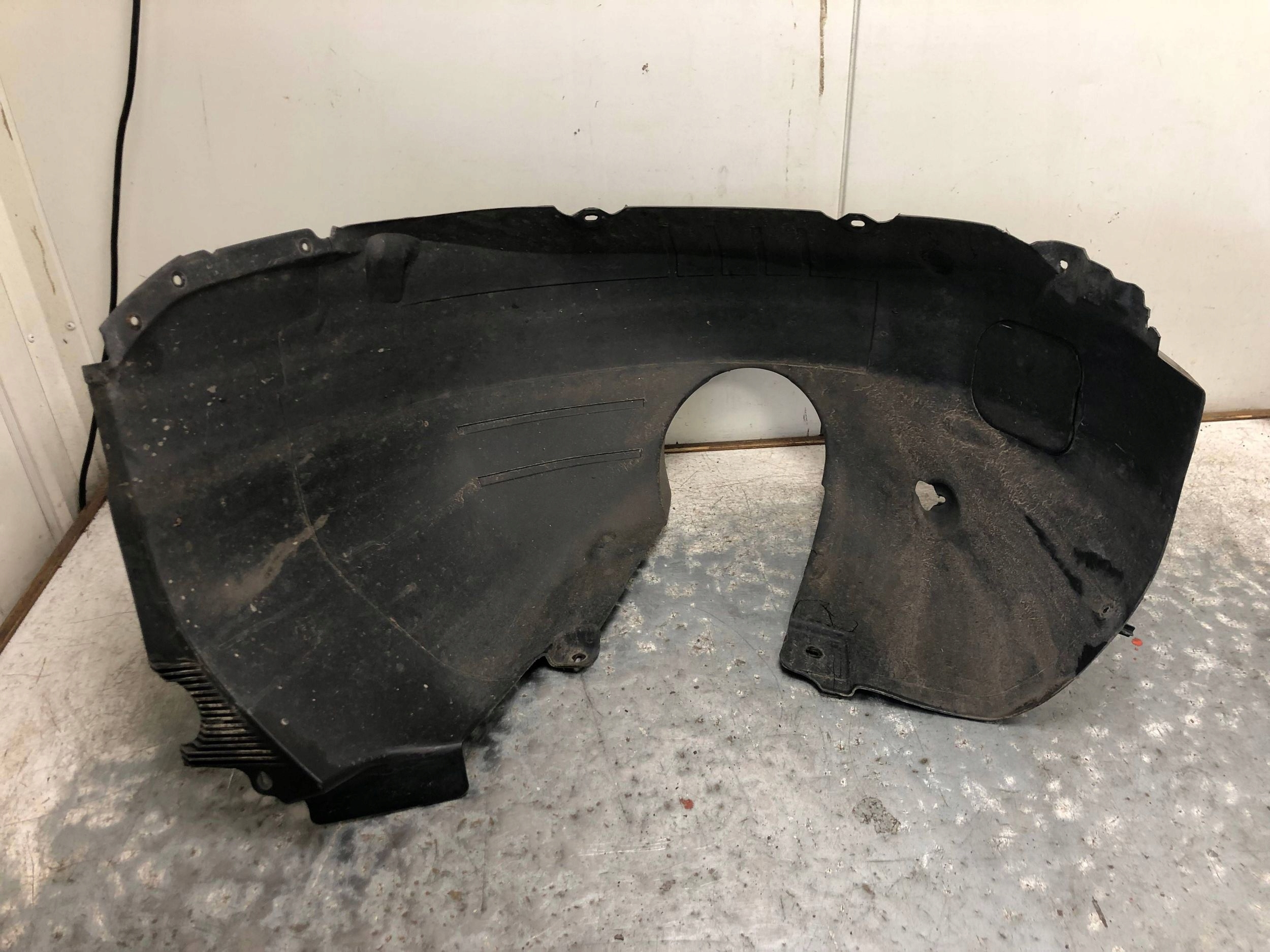mudguard right front VW PASSAT B8 KOMBI 3G0805970F