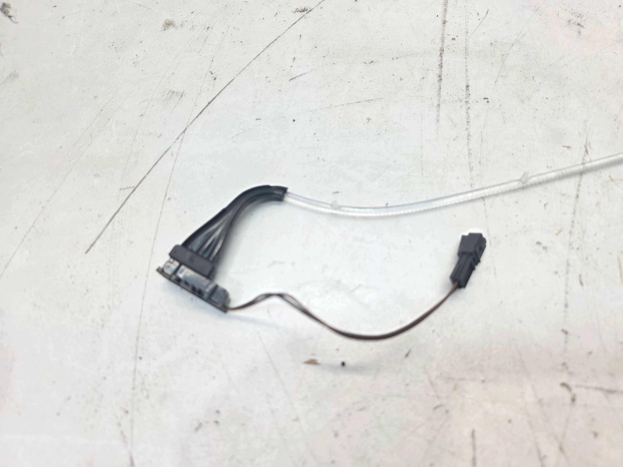 moulding LED tunnel right AUDI A6 C7 4G0947094