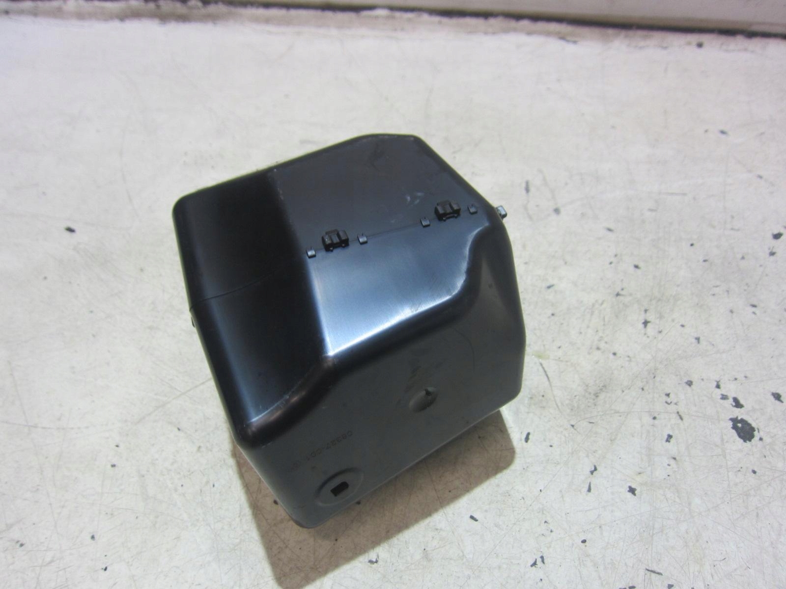 BMW 6 F06 GRAN COUPE passenger compartment boot left 51477276941 7276941