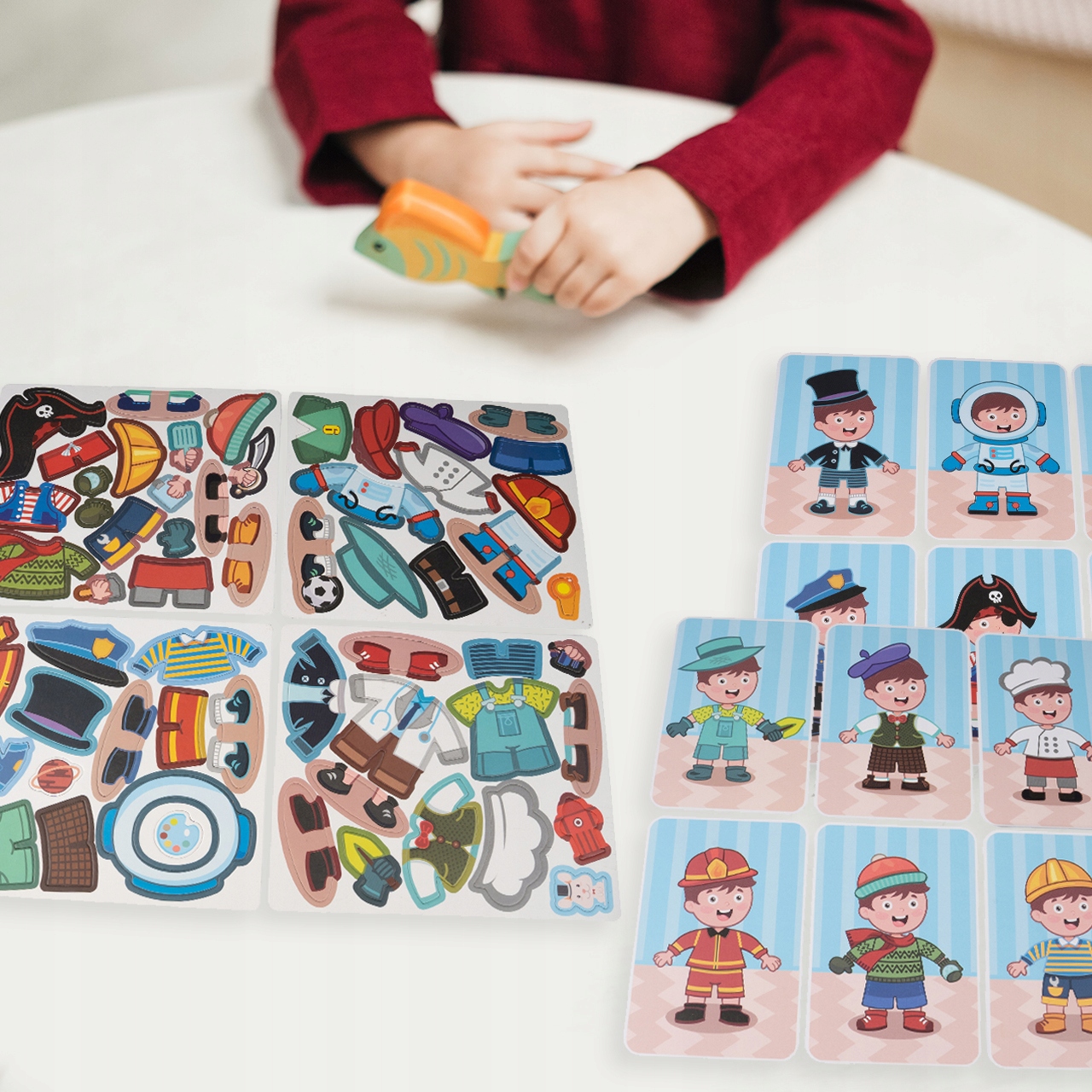 KSIĄŻKA MAGNETYCZNA UKŁADANKA ZAWODY UBRANKA 59EL Kolor dominujący odcienie niebieskiego