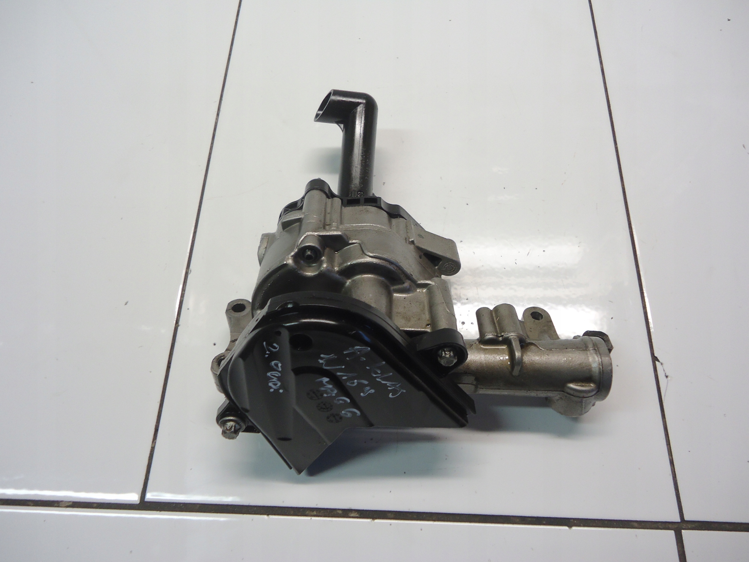 MERCEDES A W169 2.0CDI Ölpumpe 6401810401