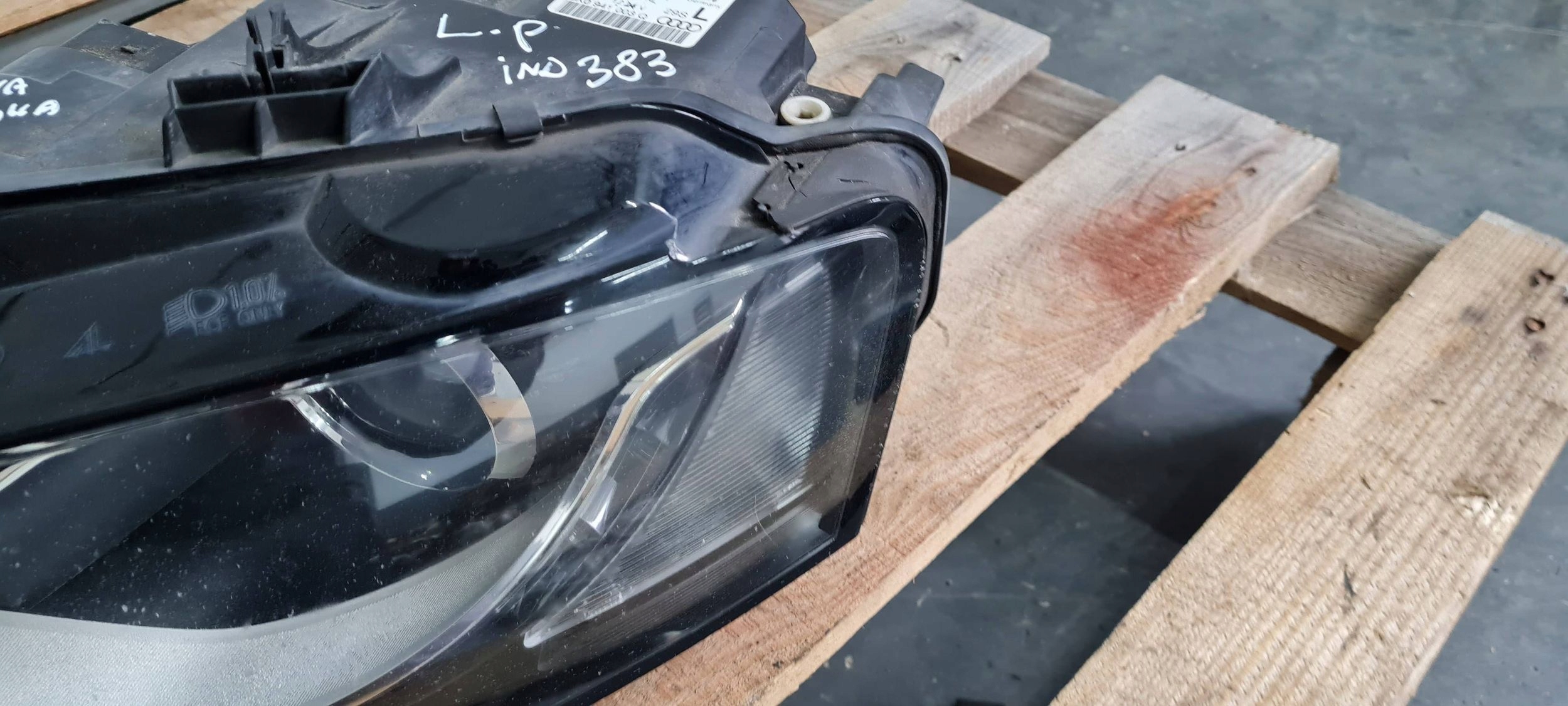 S4 B8 A4 light left left front XENON UK AUDI A4 B8 8K0941003Q
