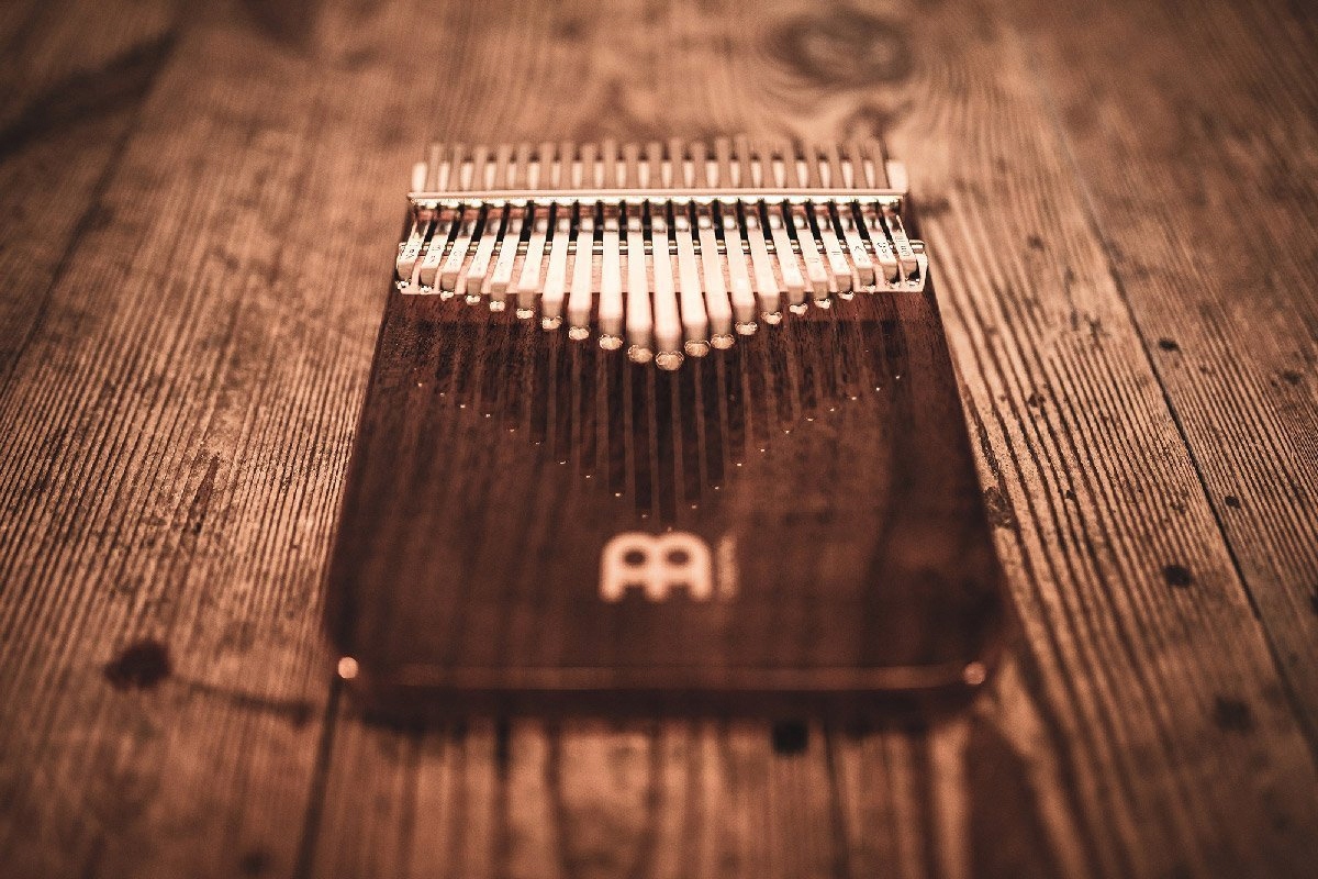 Alt