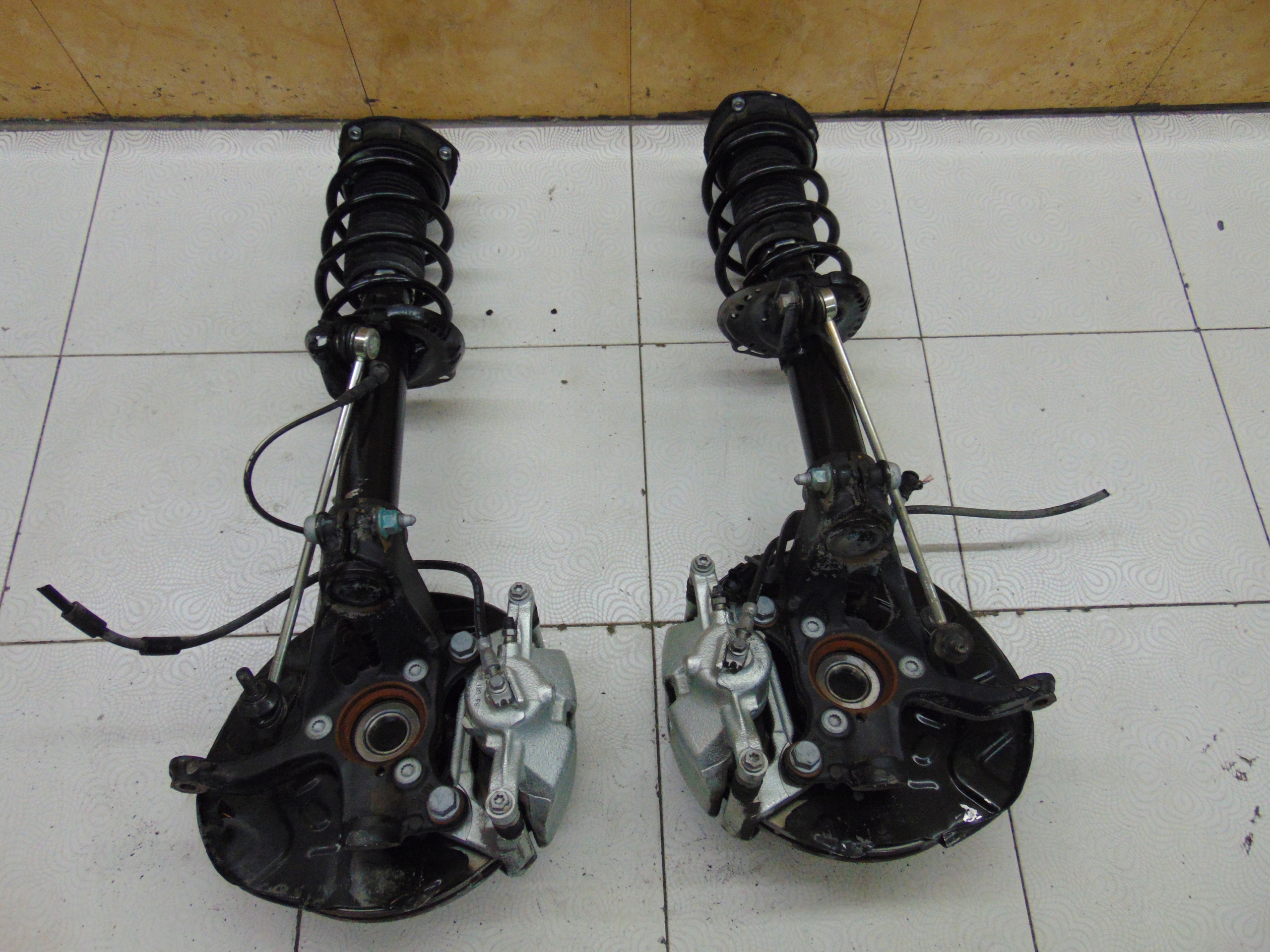 MOZZO FUSELLO MCPHERSON SINISTRA DESTRO VW T ROC 1.6D