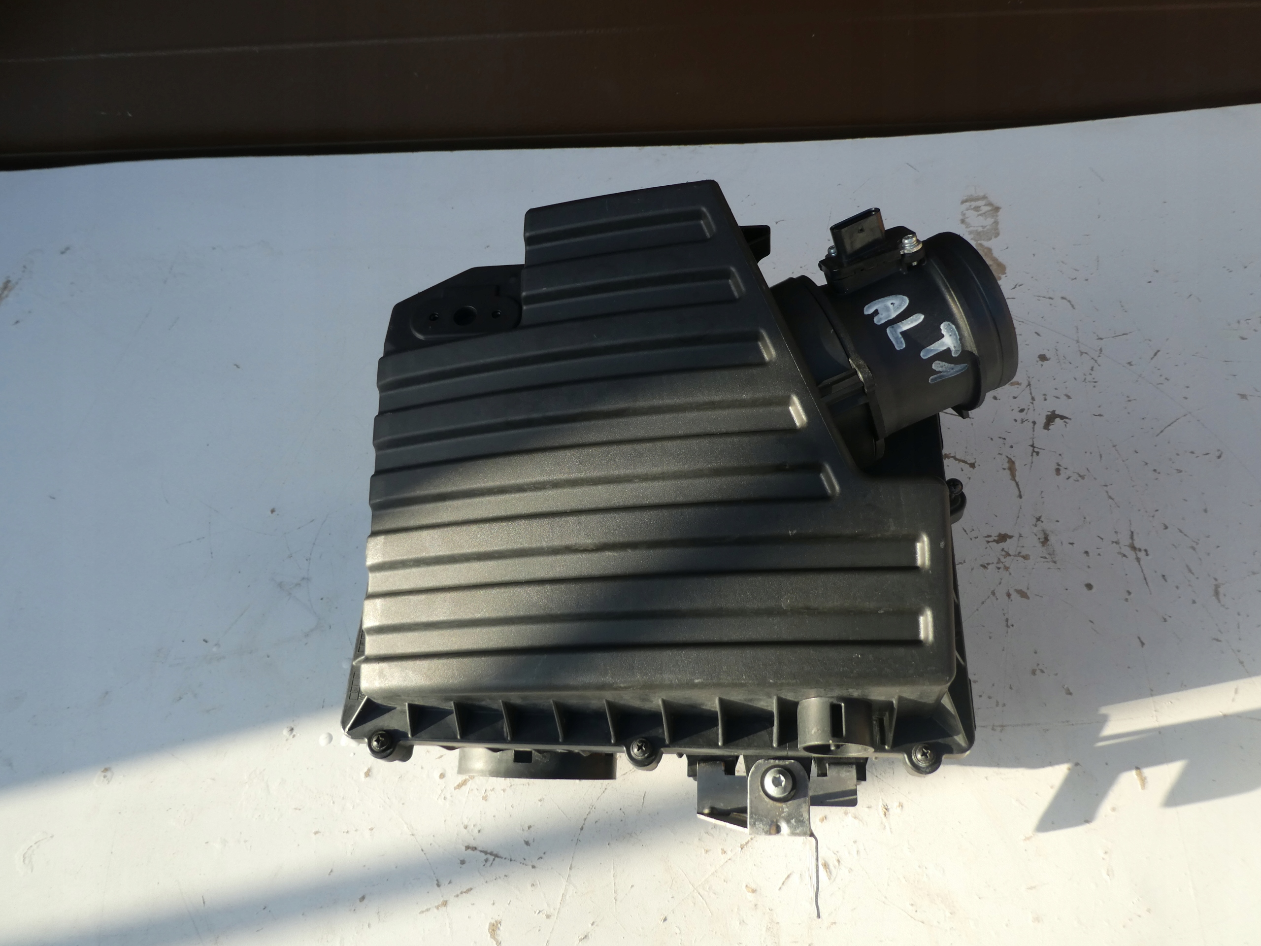 VW AMAROK 3.0 TDI FILTER LUFT 2H6129607