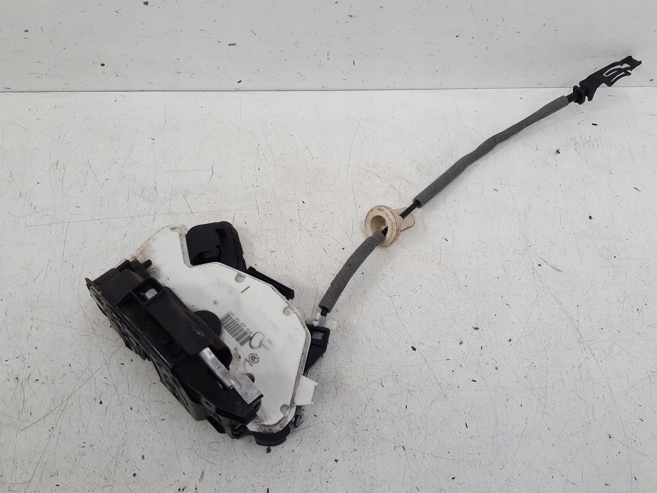 lock front front right VW Golf VII 1,4 TSI
