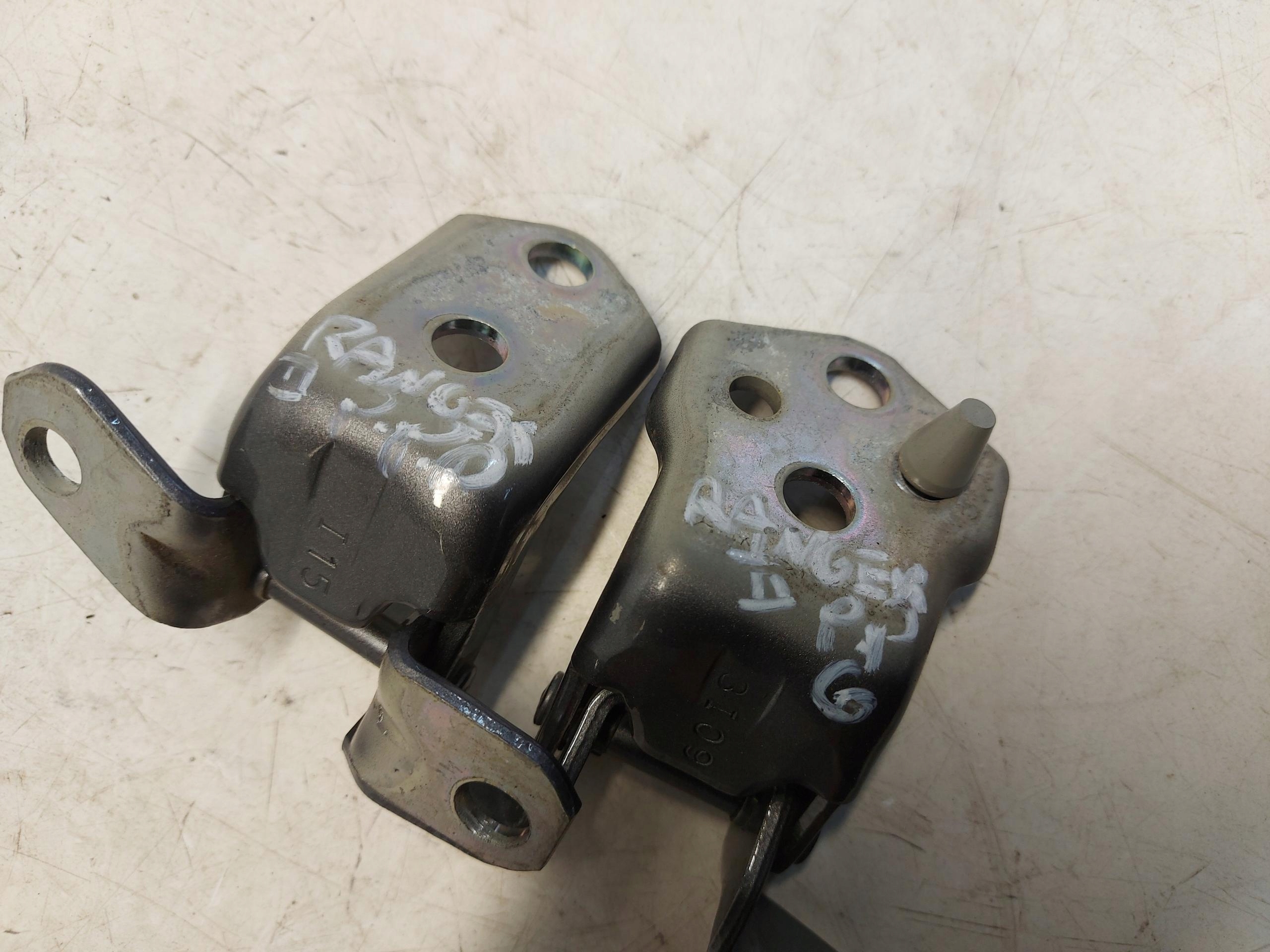 Ford Ranger VI 6 hinge door front right gora dol komplet