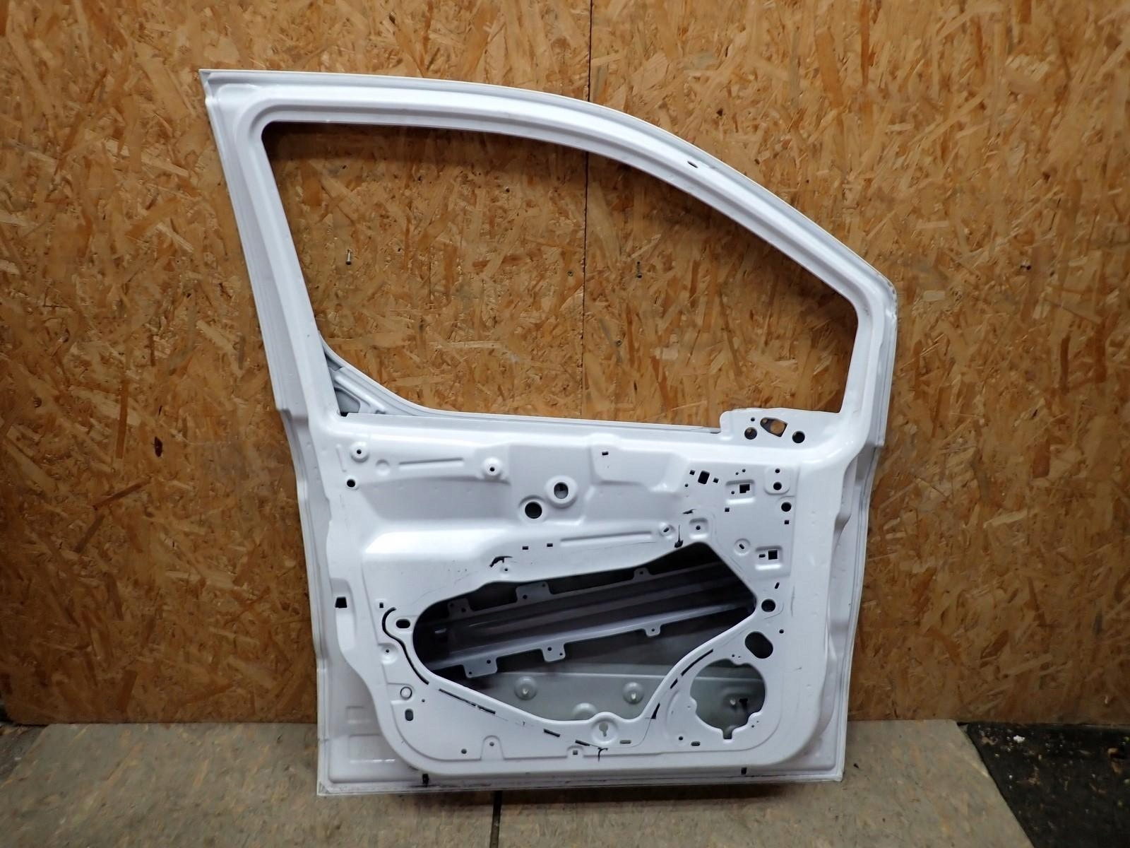 door left front left front FORD TOURNEO CONNECT 13-21R PKT1B-V20125-BE