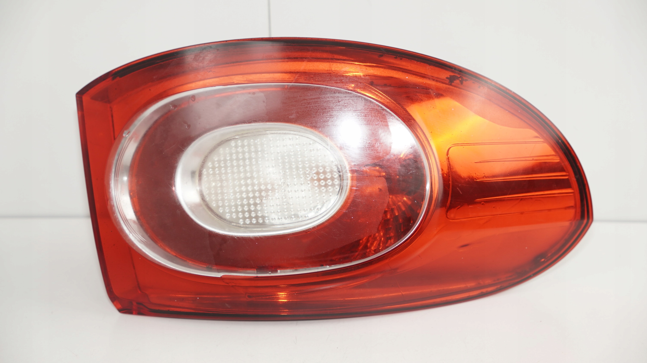 фонарь левый задний vw Tiguan I 07-11R^